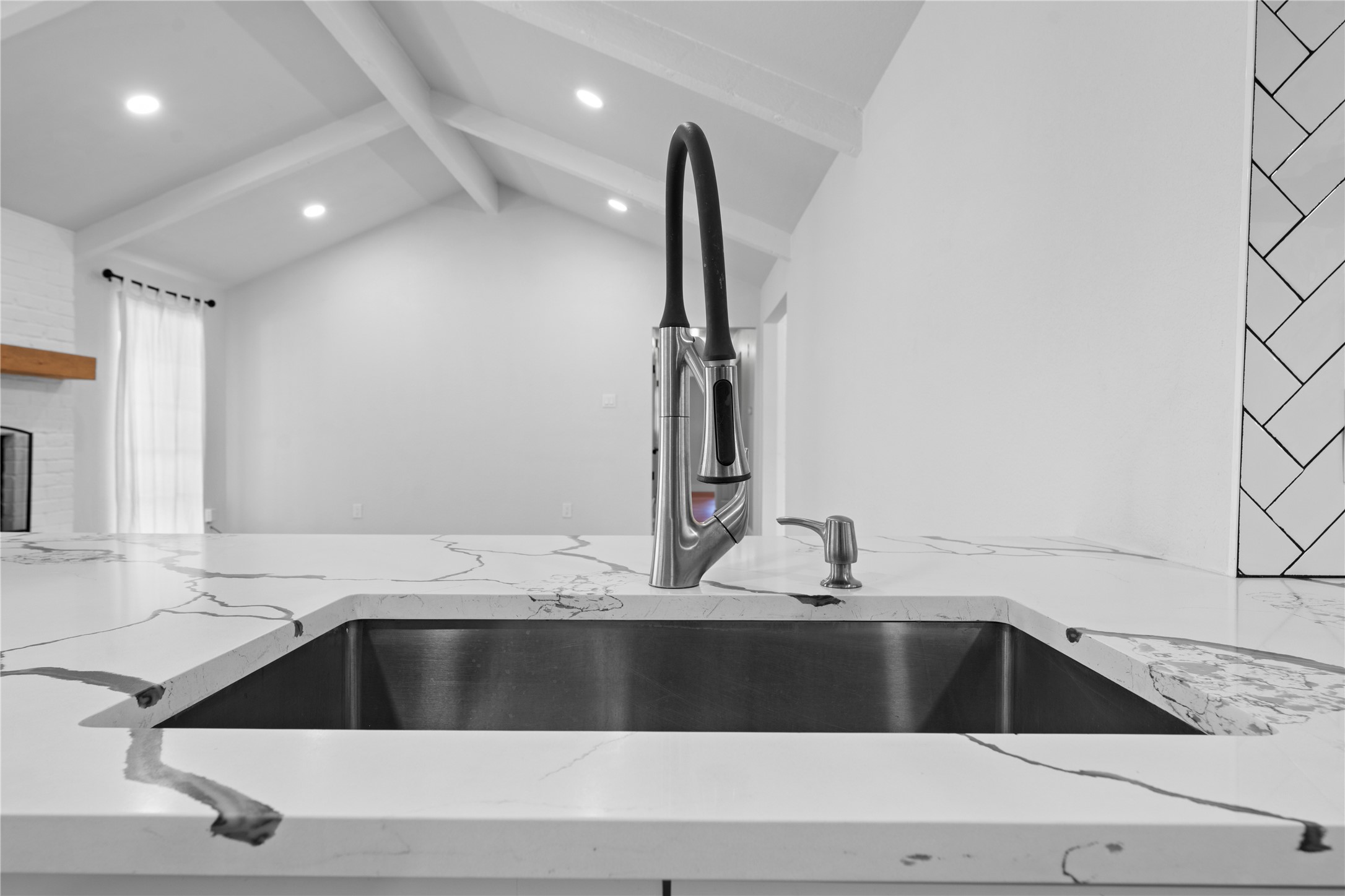 1109 Knotty Oaks Drive Woodway TX 76712