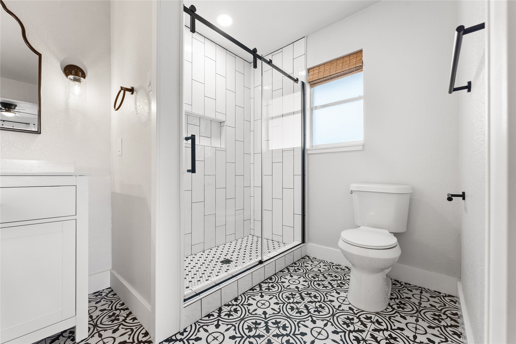 1109 Knotty Oaks Drive Woodway TX 76712