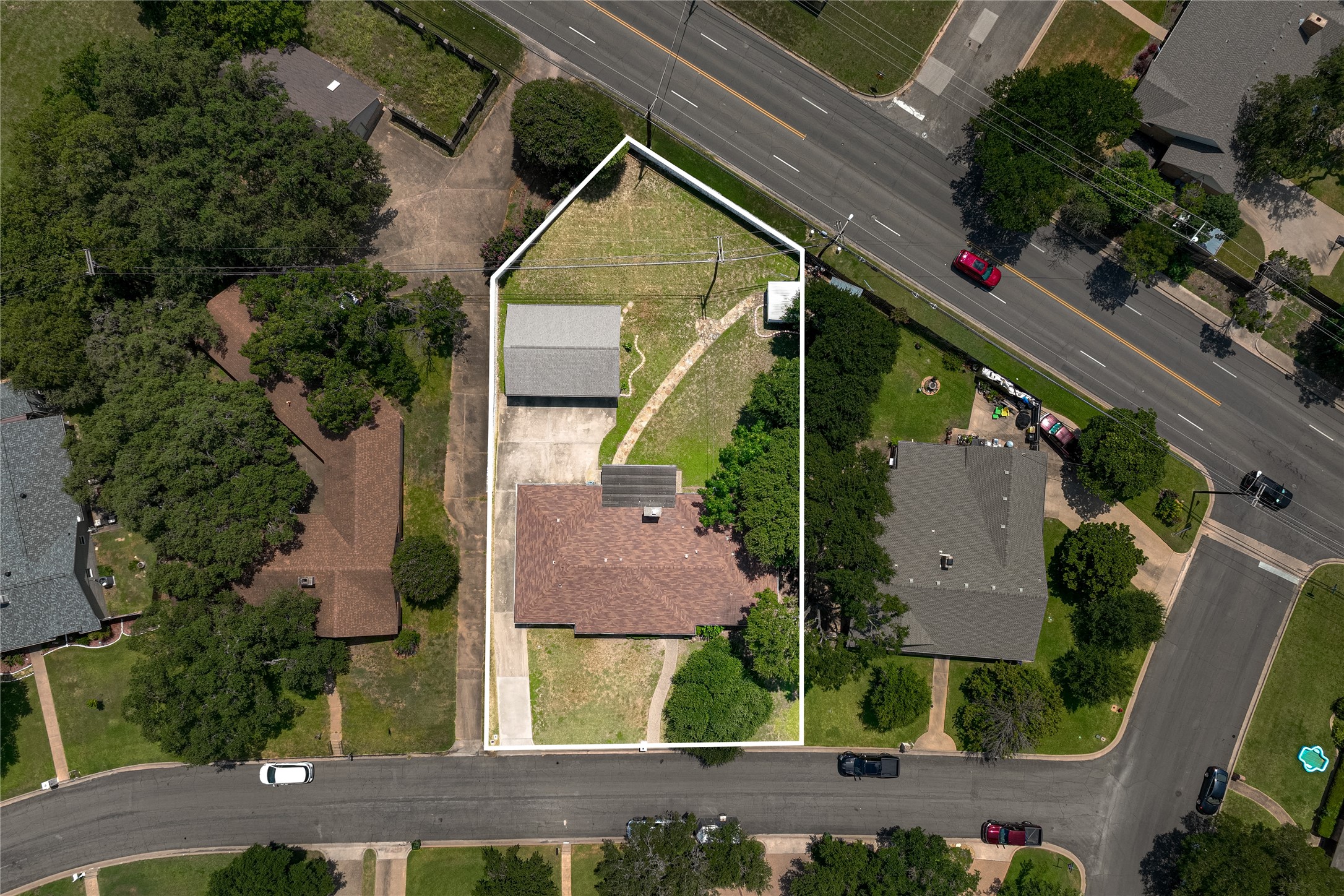 1109 Knotty Oaks Drive Woodway TX 76712