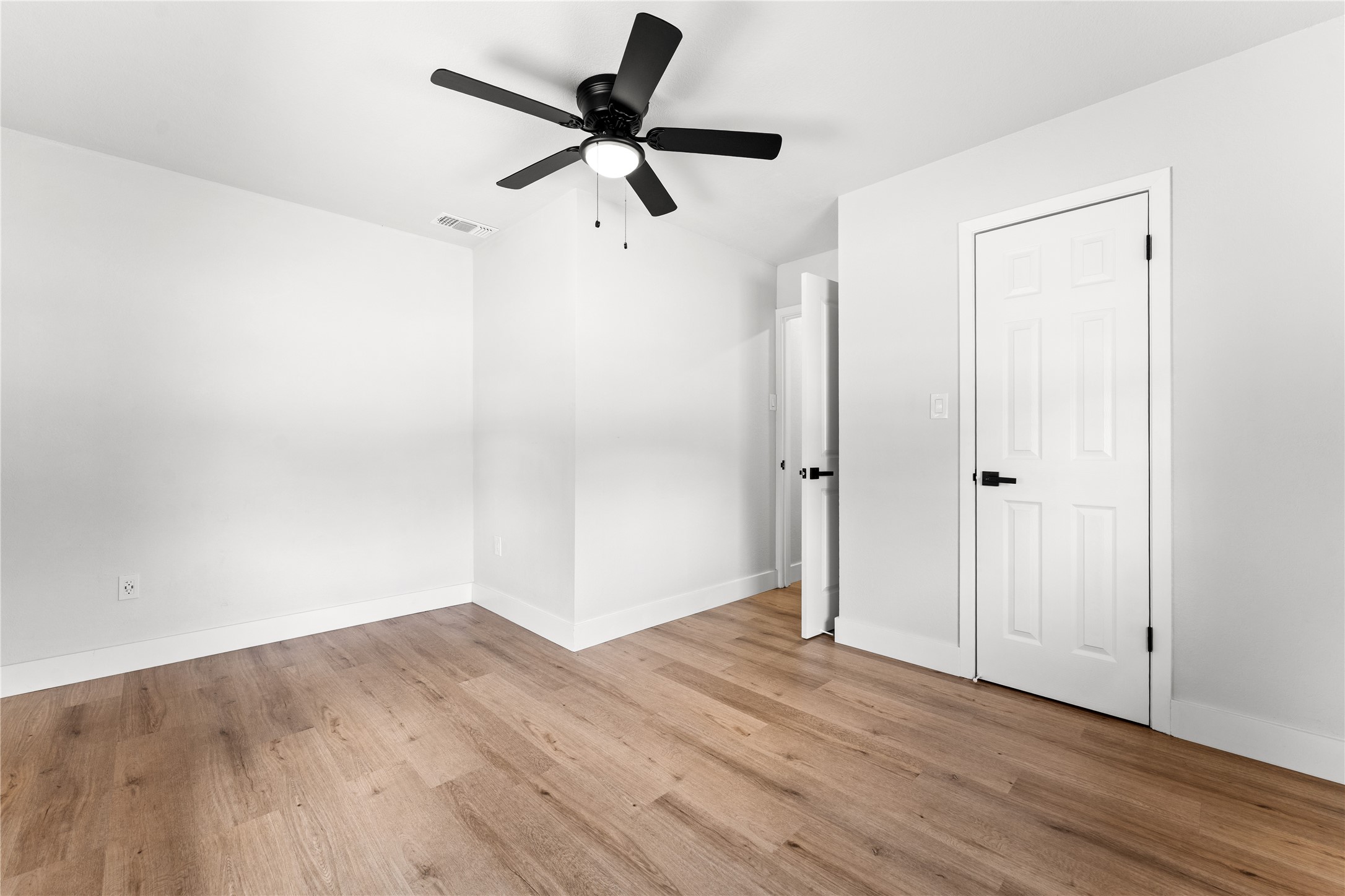 1109 Knotty Oaks Drive Woodway TX 76712