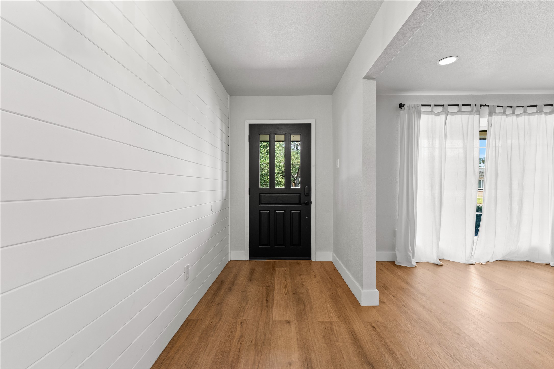 1109 Knotty Oaks Drive Woodway TX 76712