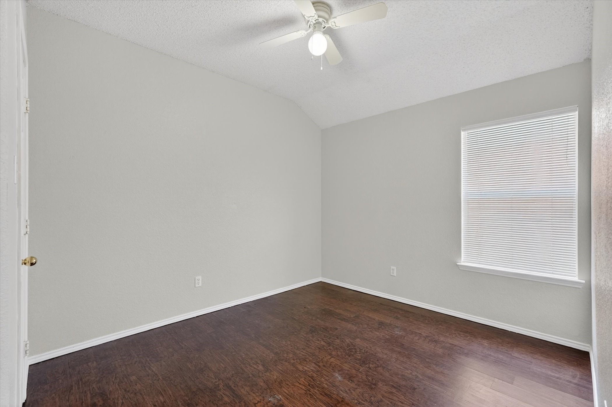 830 Orian Drive Mesquite TX 75181