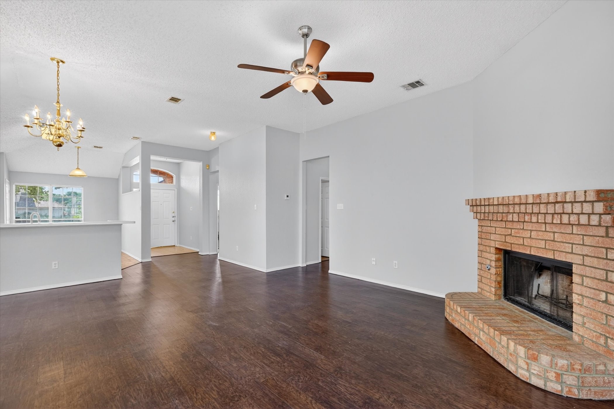 830 Orian Drive Mesquite TX 75181