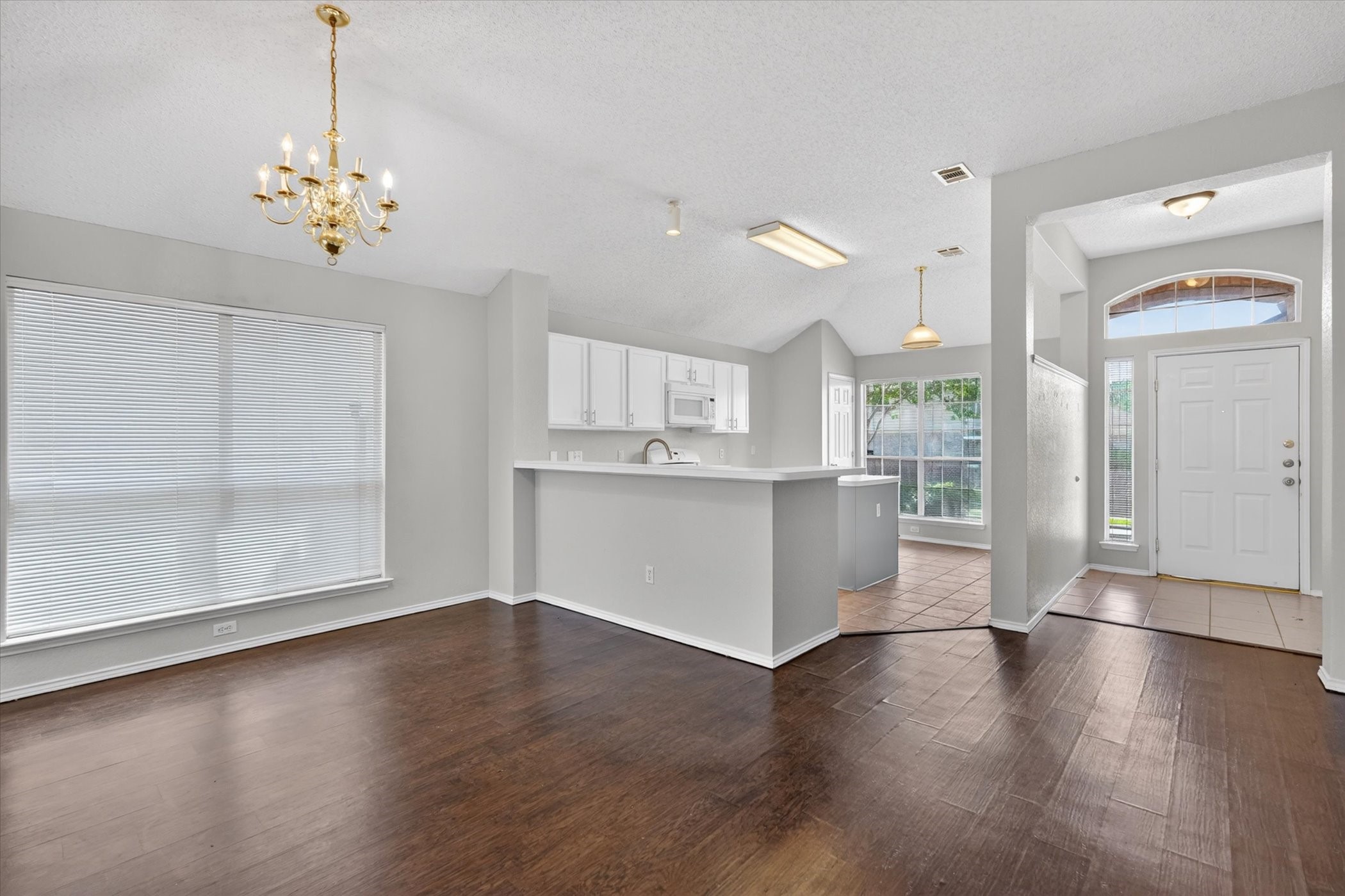 830 Orian Drive Mesquite TX 75181