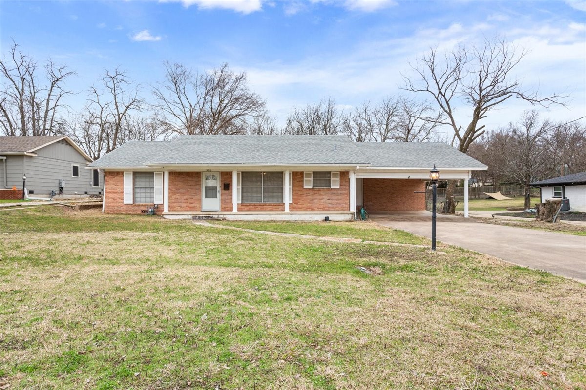 1016 E Franklin Street Hillsboro TX 76645