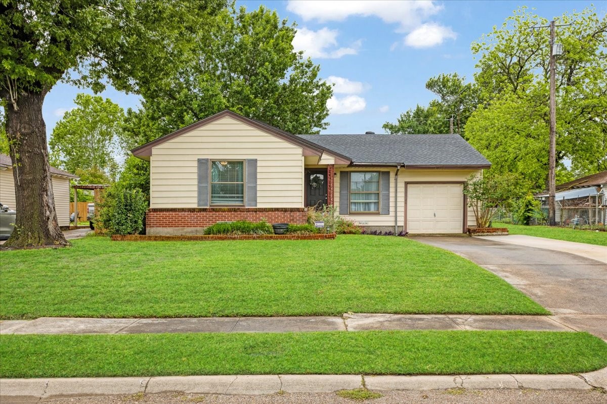1668 Murray Drive Garland TX 75042