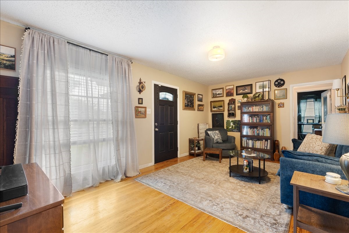 1668 Murray Drive Garland TX 75042
