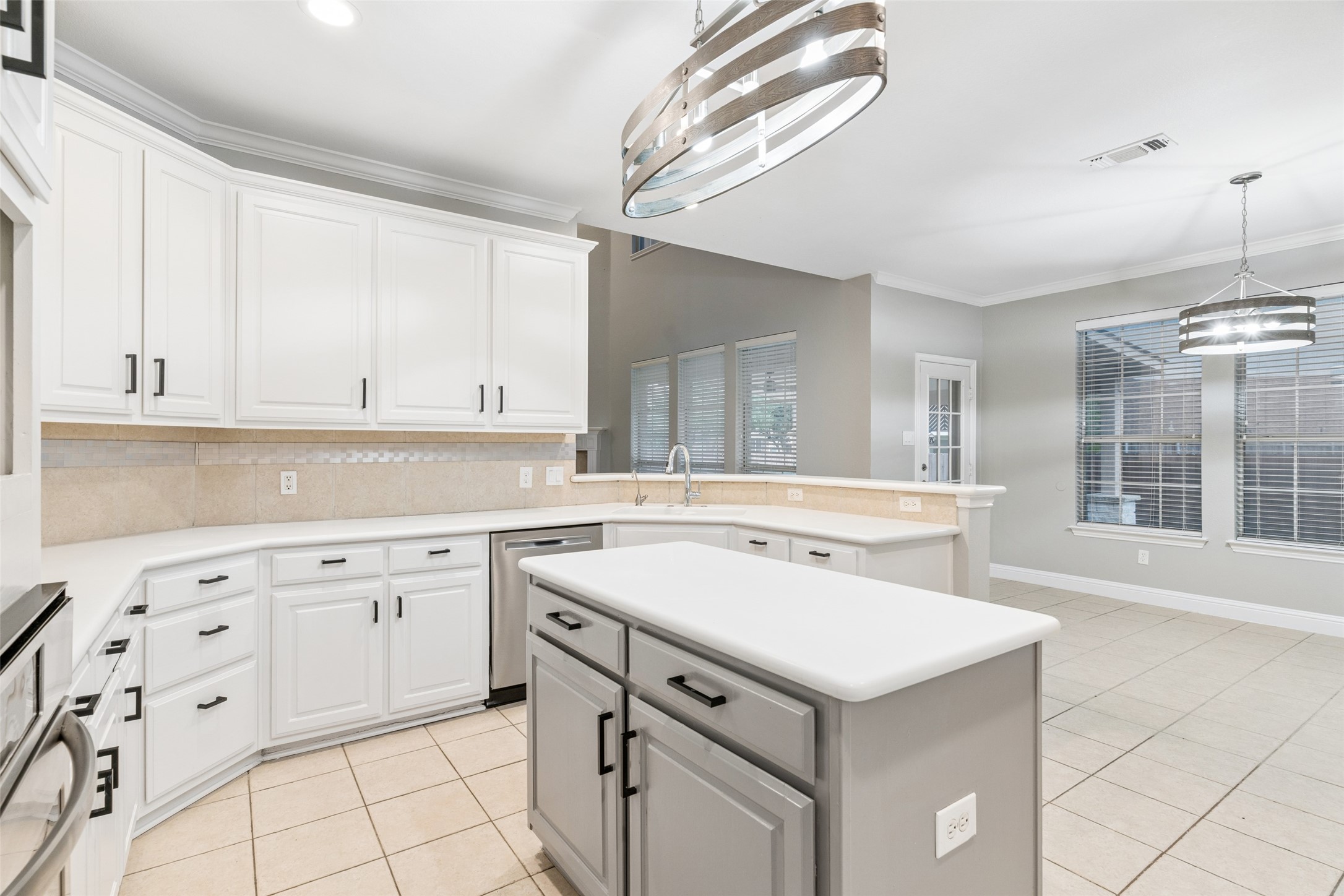 5912 Crestberry Lane Sachse TX 75048
