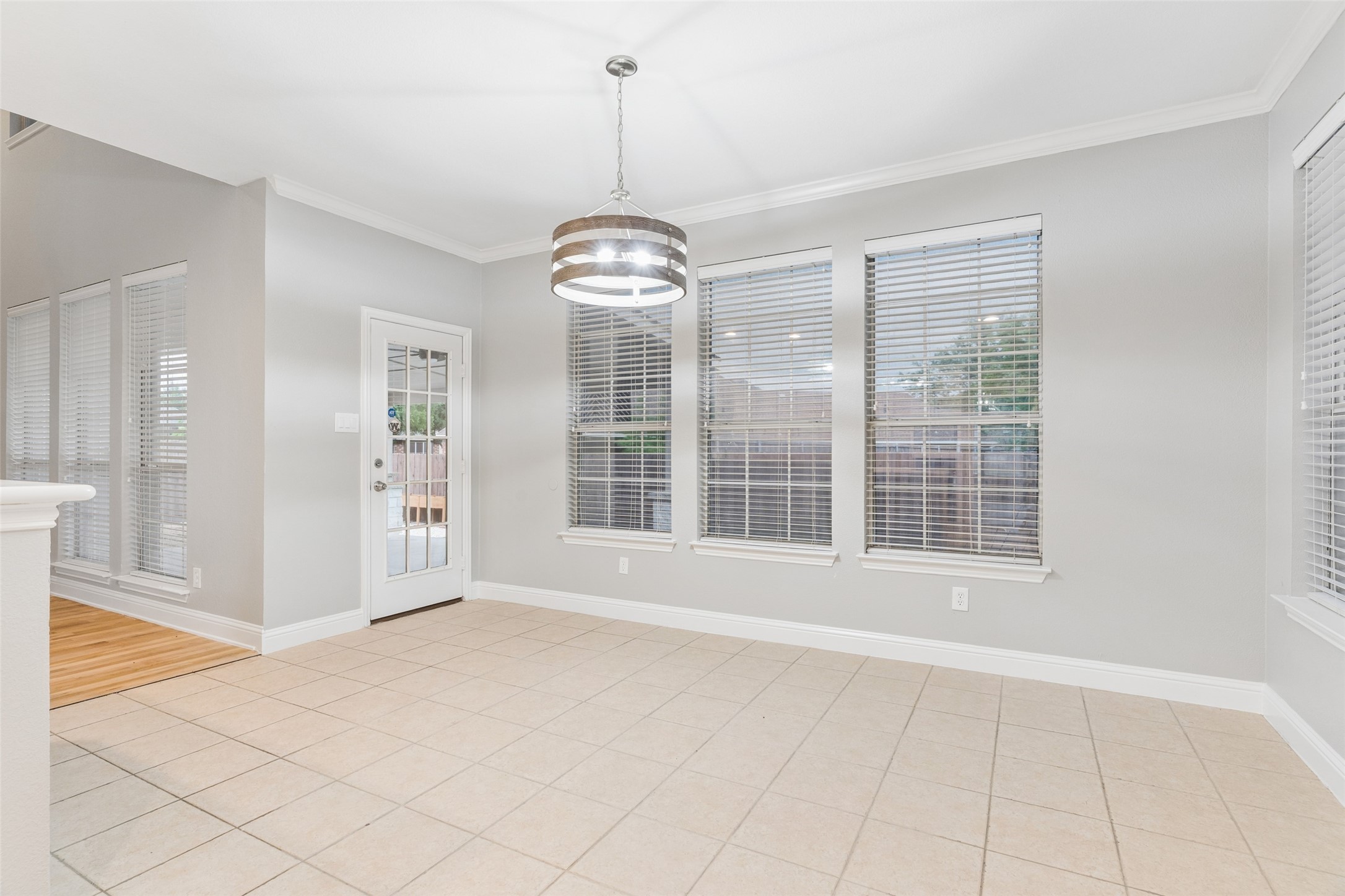 5912 Crestberry Lane Sachse TX 75048