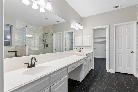 5912 Crestberry Lane Sachse TX 75048