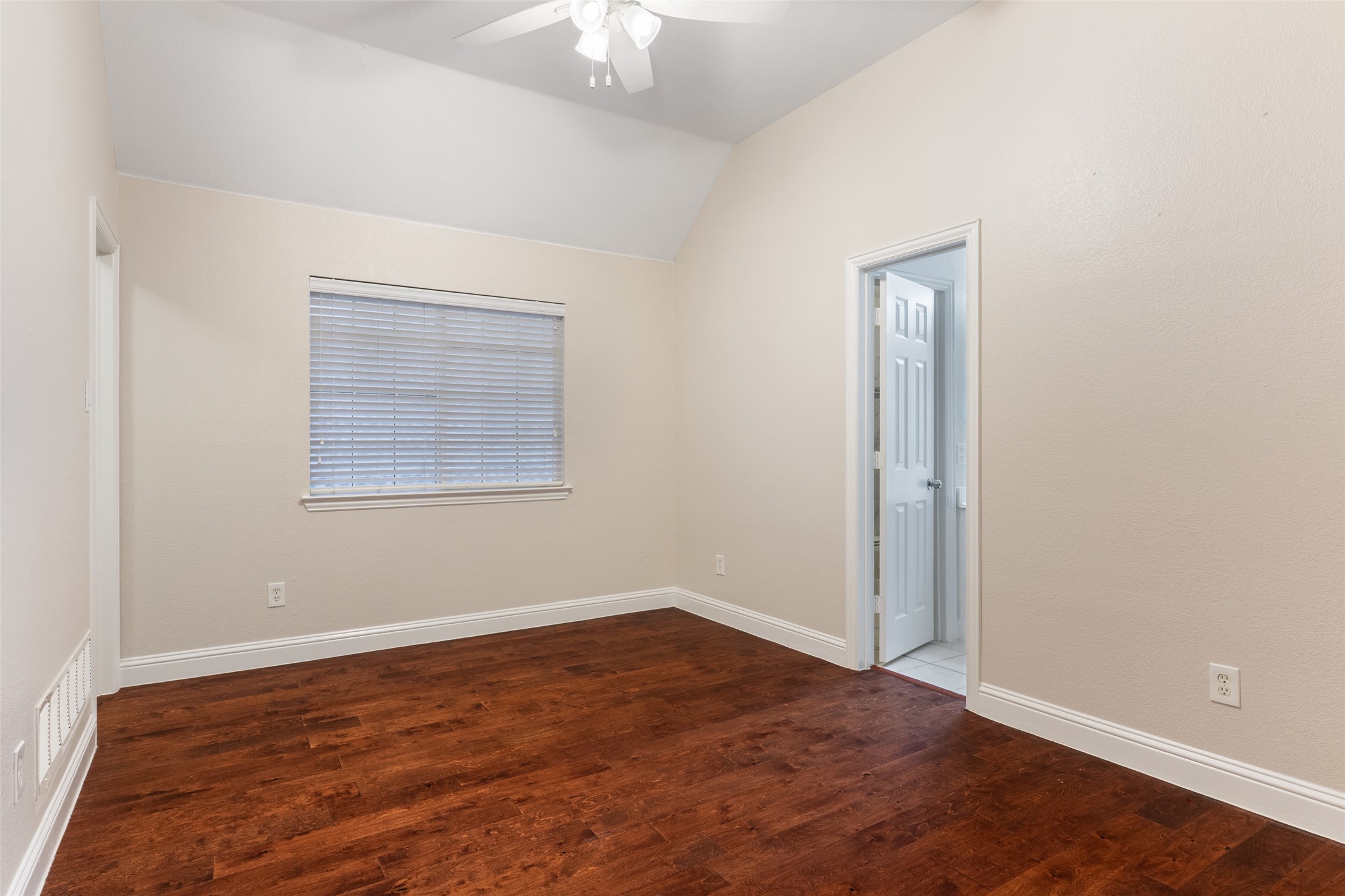 5912 Crestberry Lane Sachse TX 75048