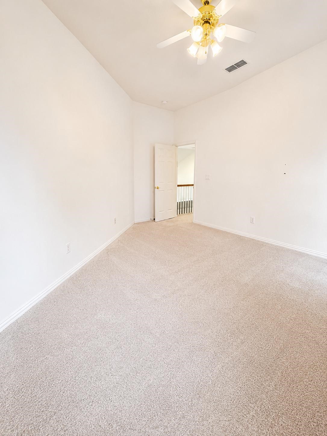 18283 Meandering Way Dallas TX 75252