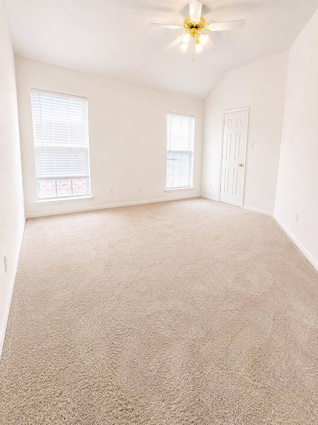 18283 Meandering Way Dallas TX 75252