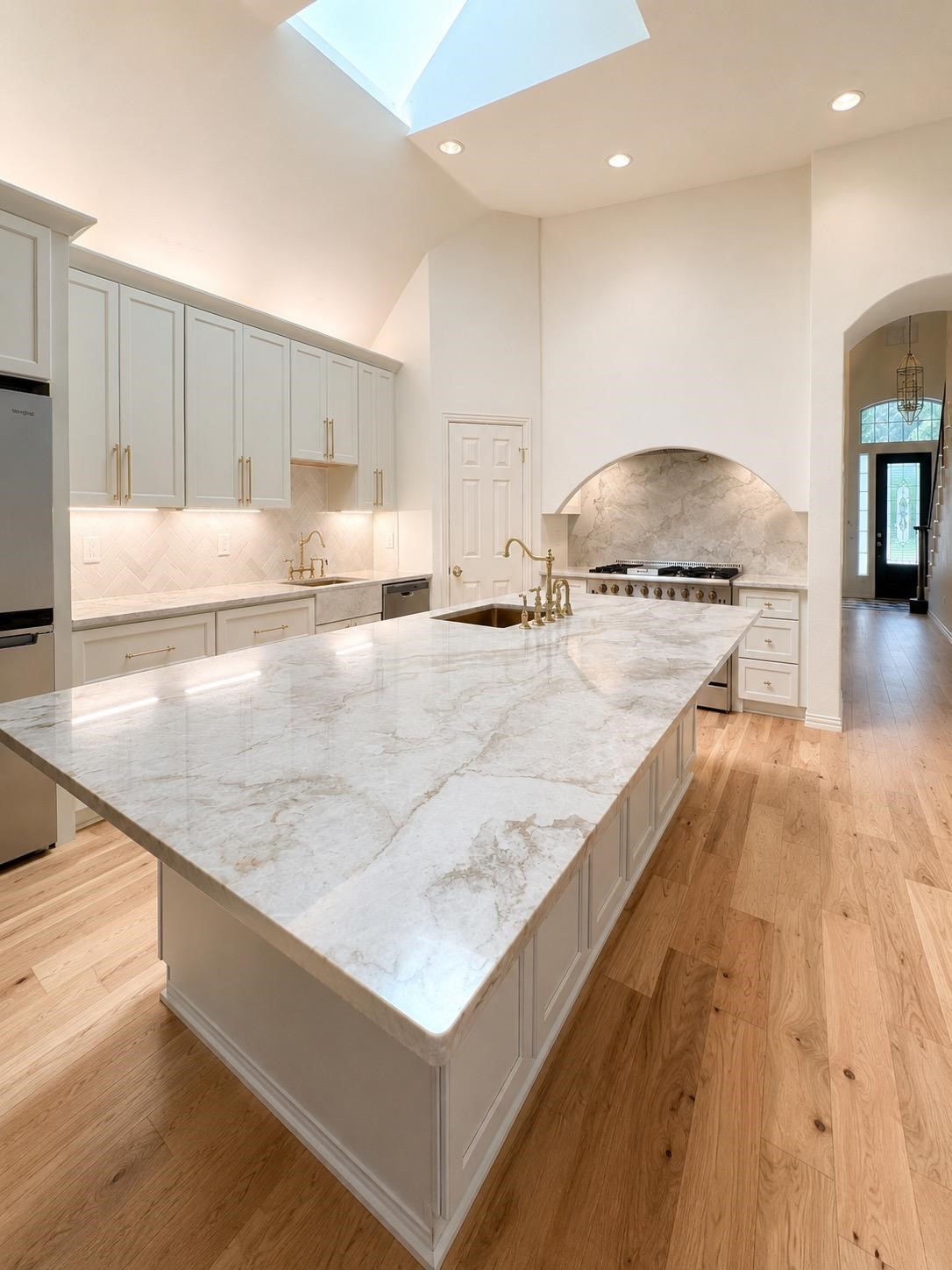 18283 Meandering Way Dallas TX 75252