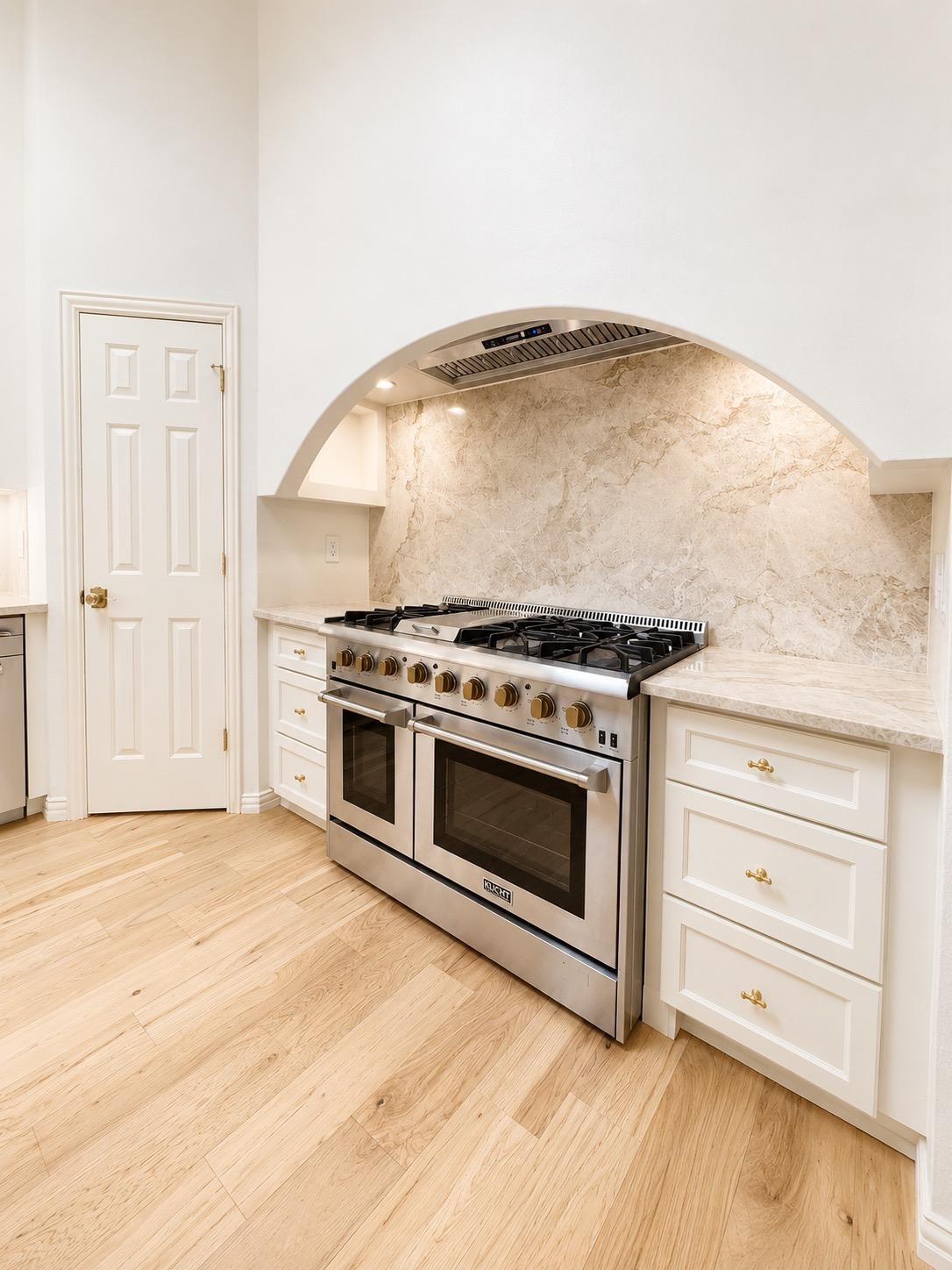 18283 Meandering Way Dallas TX 75252