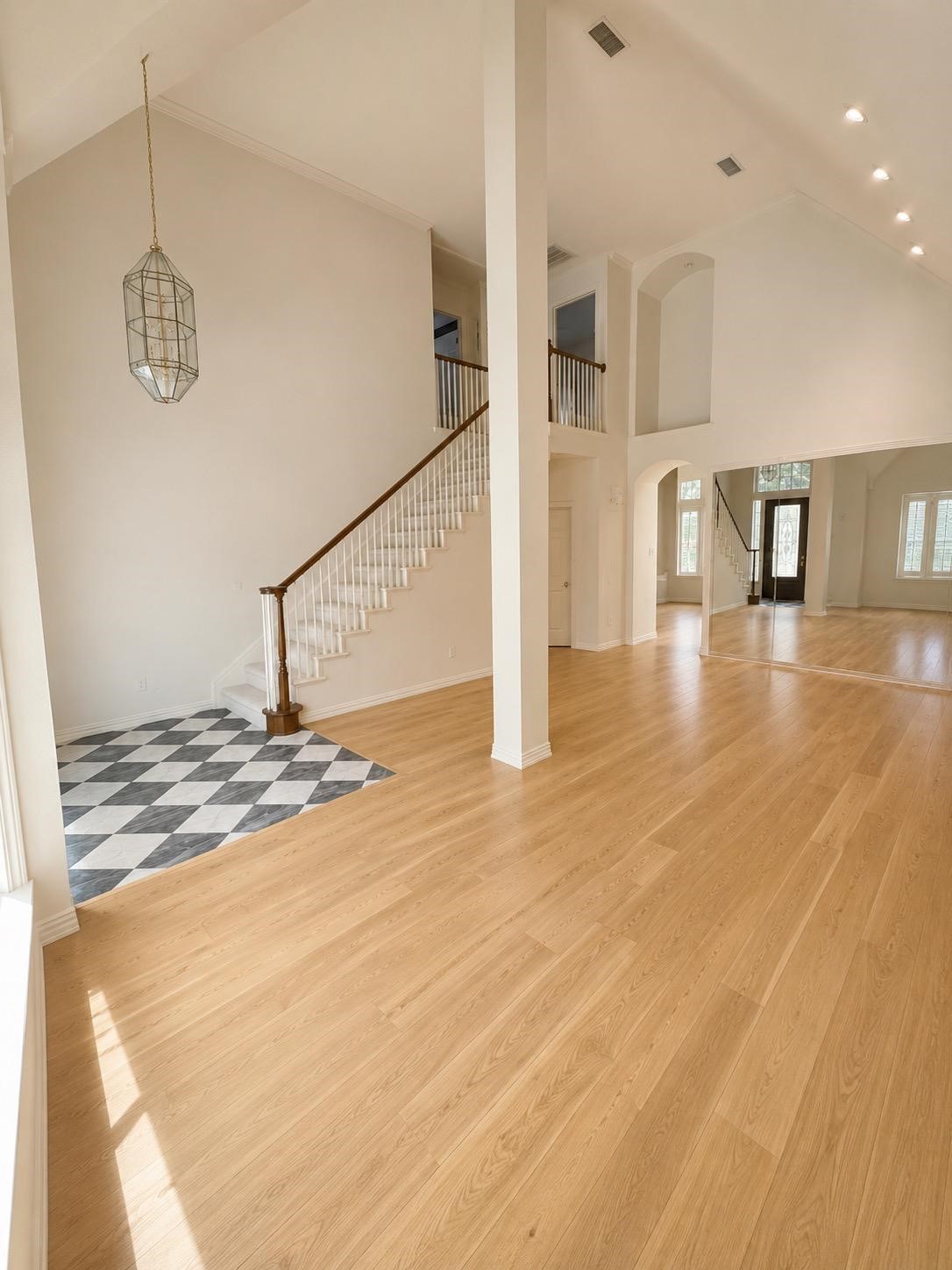 18283 Meandering Way Dallas TX 75252