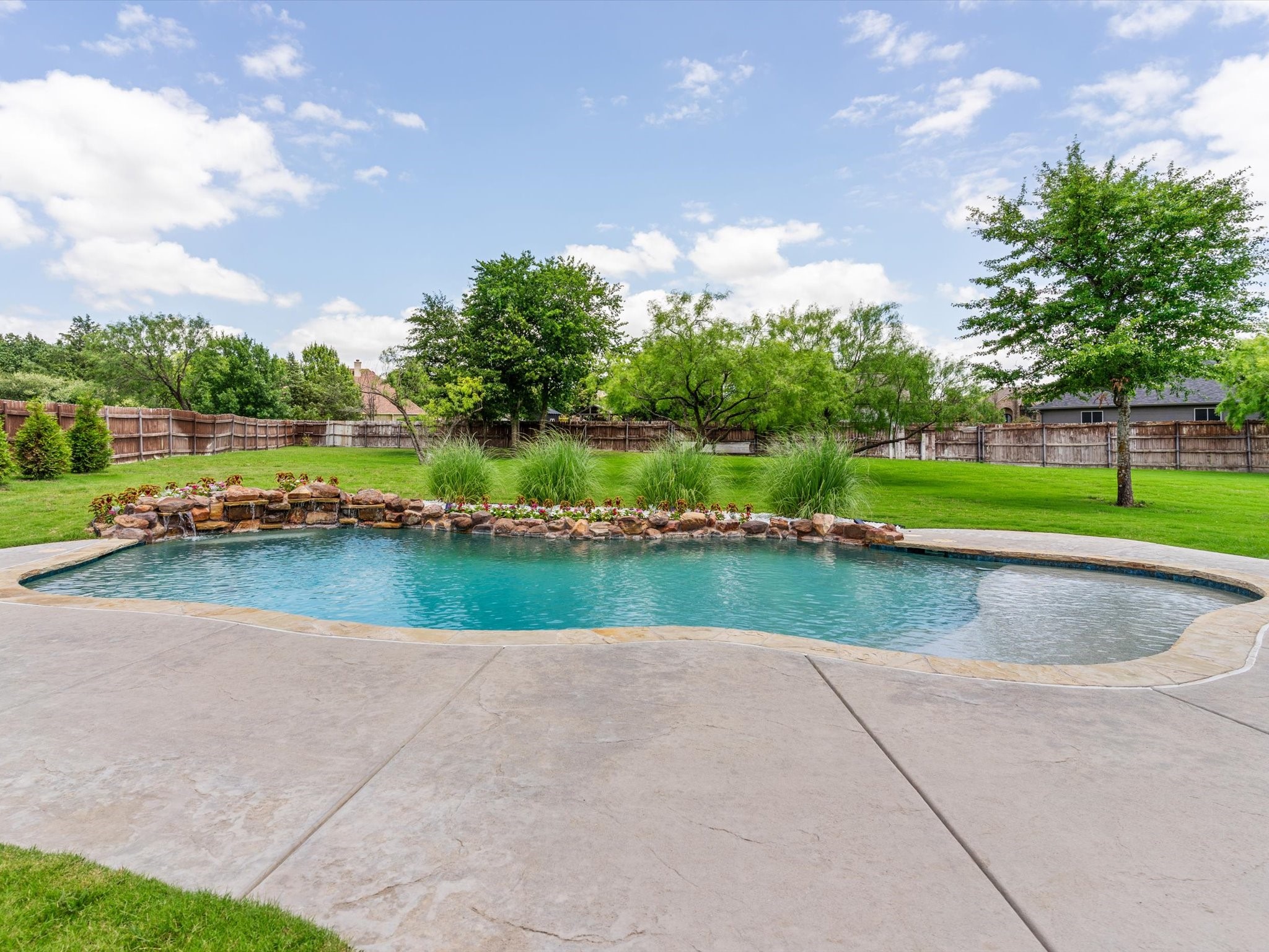 111 Old Base Road Aurora TX 76078