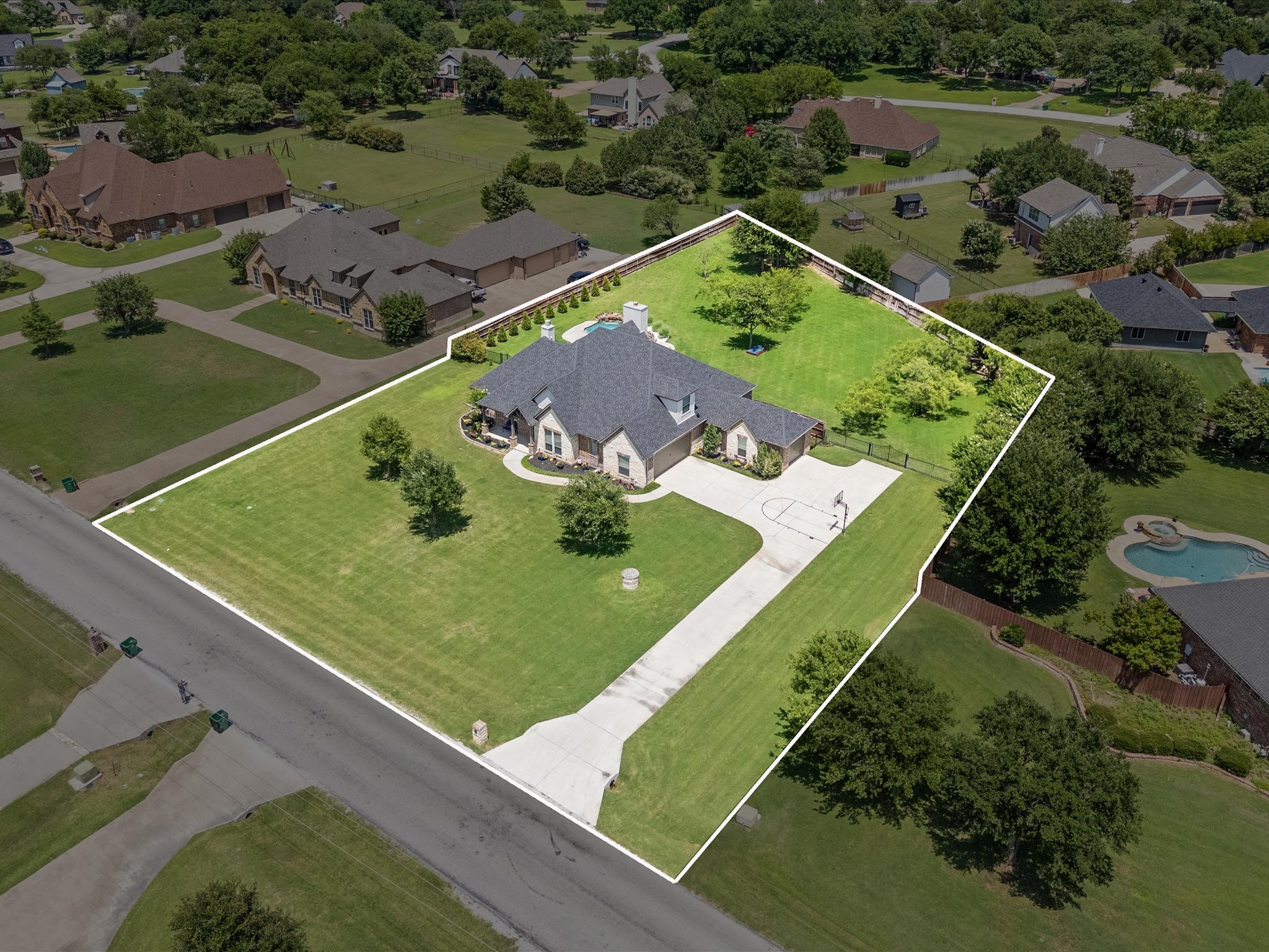 111 Old Base Road Aurora TX 76078