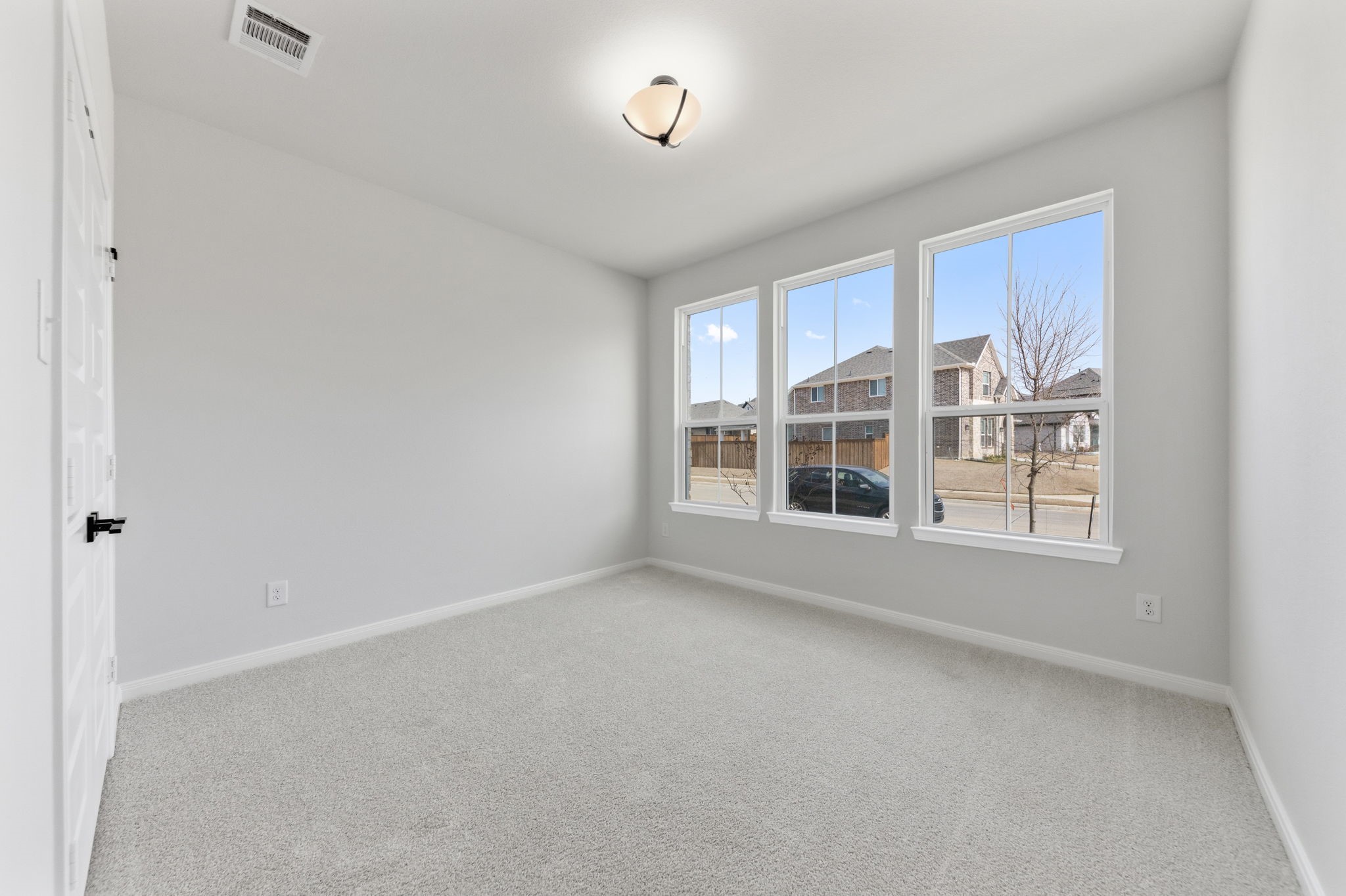 5824 Blackwell Avenue Pilot Point TX 75009