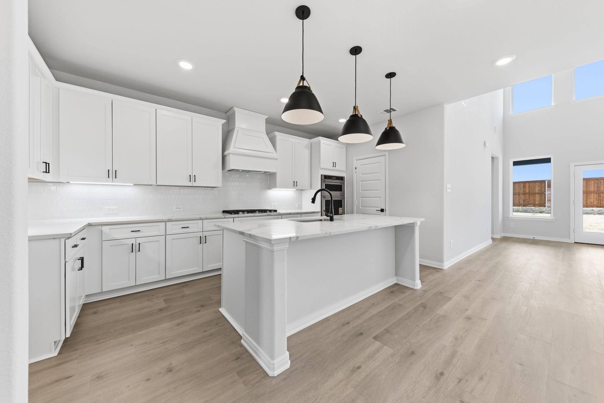 5824 Blackwell Avenue Pilot Point TX 75009