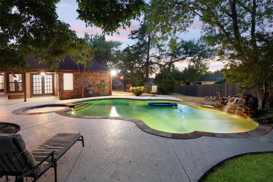 1108 N Lakeshore Drive Rockwall TX 75087