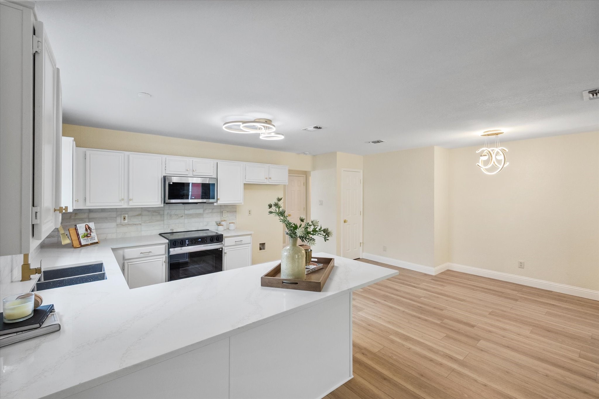 7009 Bentley Avenue Fort Worth TX 76137