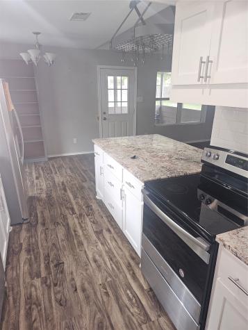 705 Rosedale Drive Hewitt TX 76643
