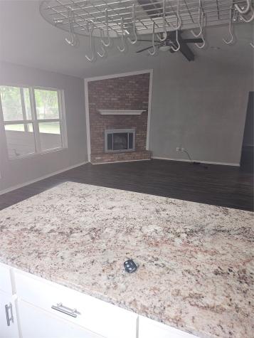 705 Rosedale Drive Hewitt TX 76643