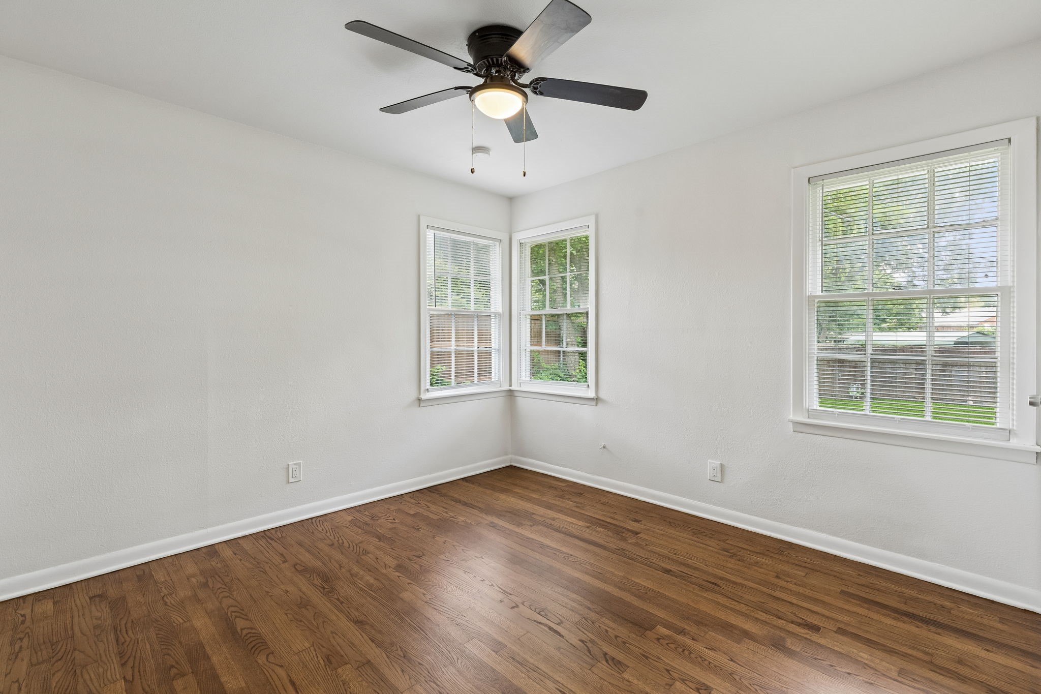 2513 Cumberland Drive Garland TX 75041