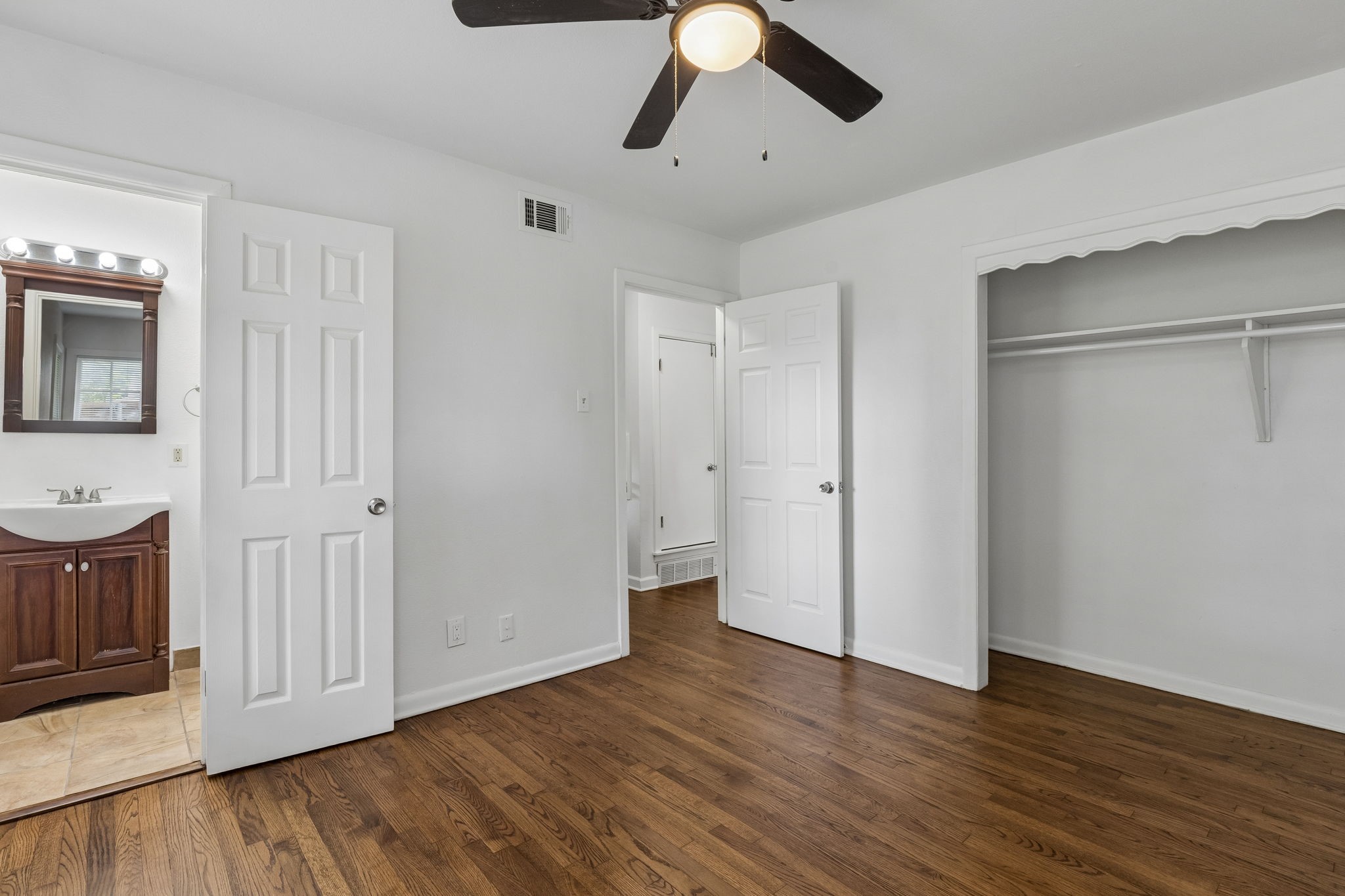 2513 Cumberland Drive Garland TX 75041