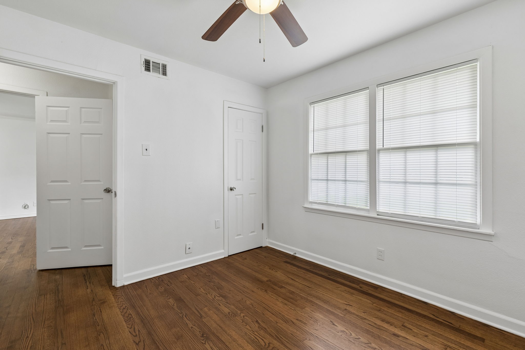 2513 Cumberland Drive Garland TX 75041