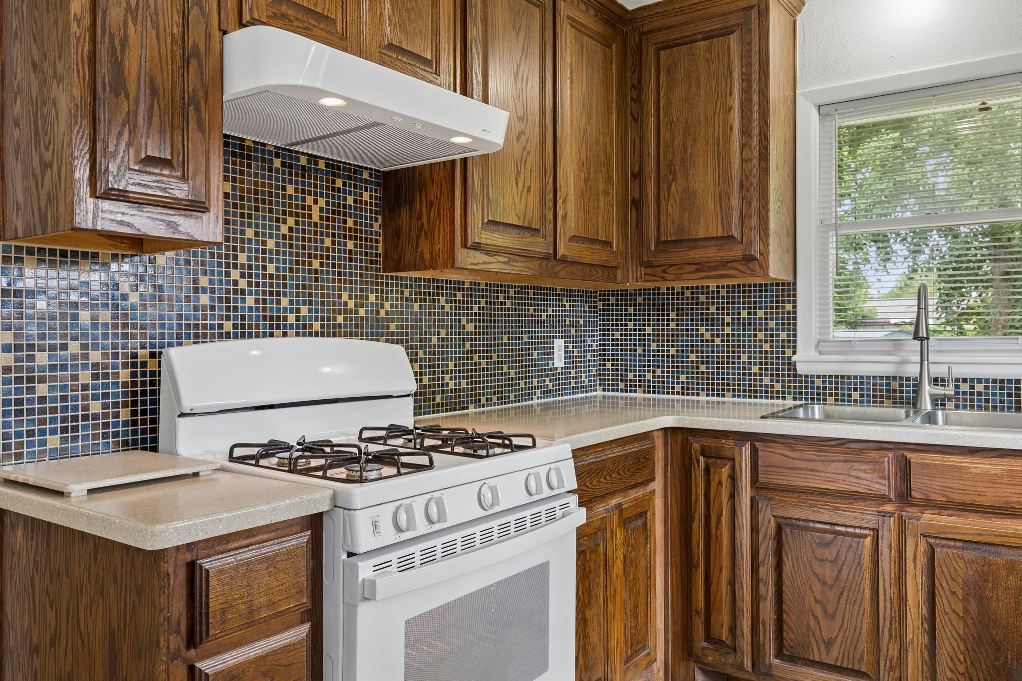 2513 Cumberland Drive Garland TX 75041