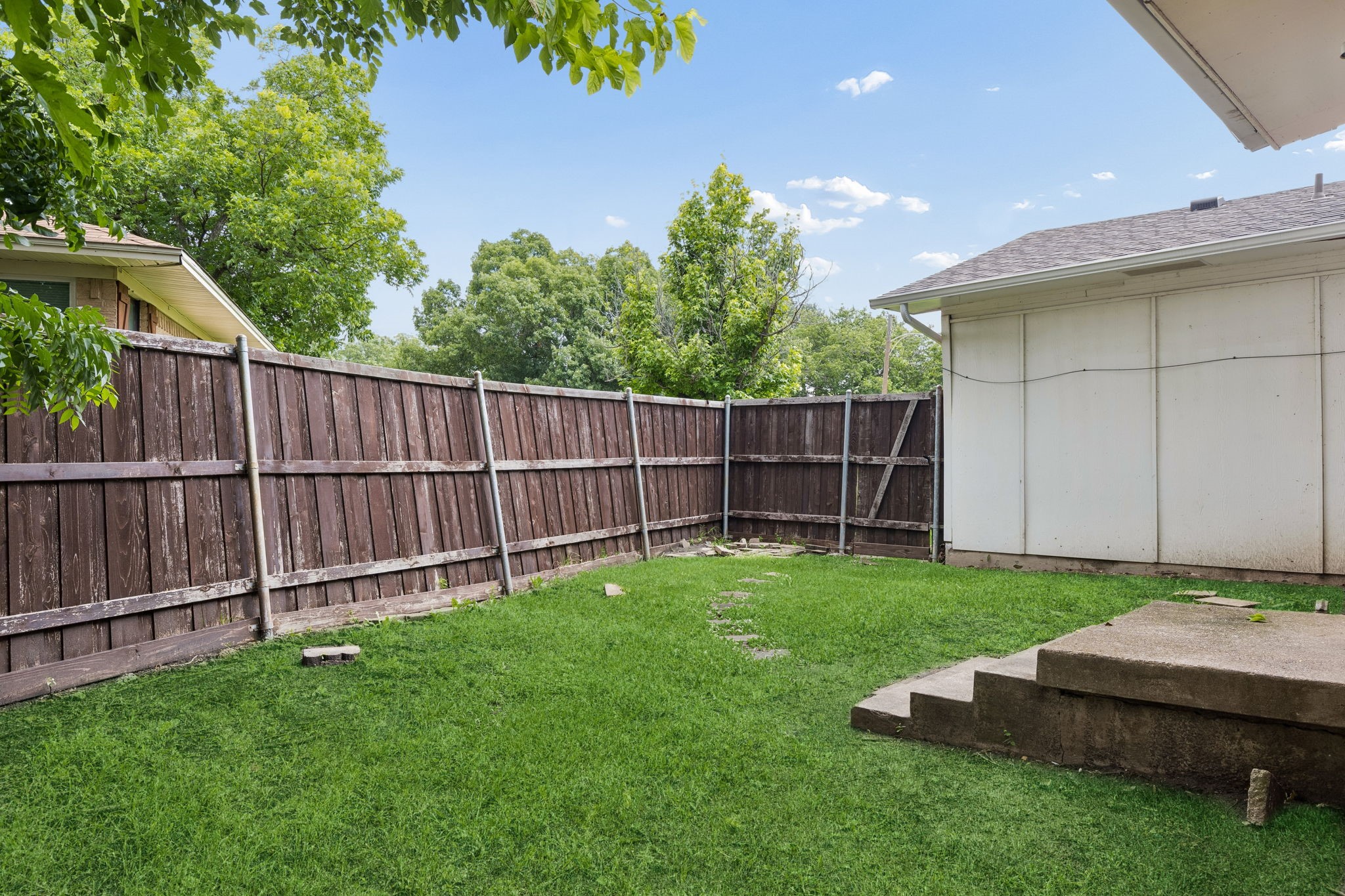2513 Cumberland Drive Garland TX 75041