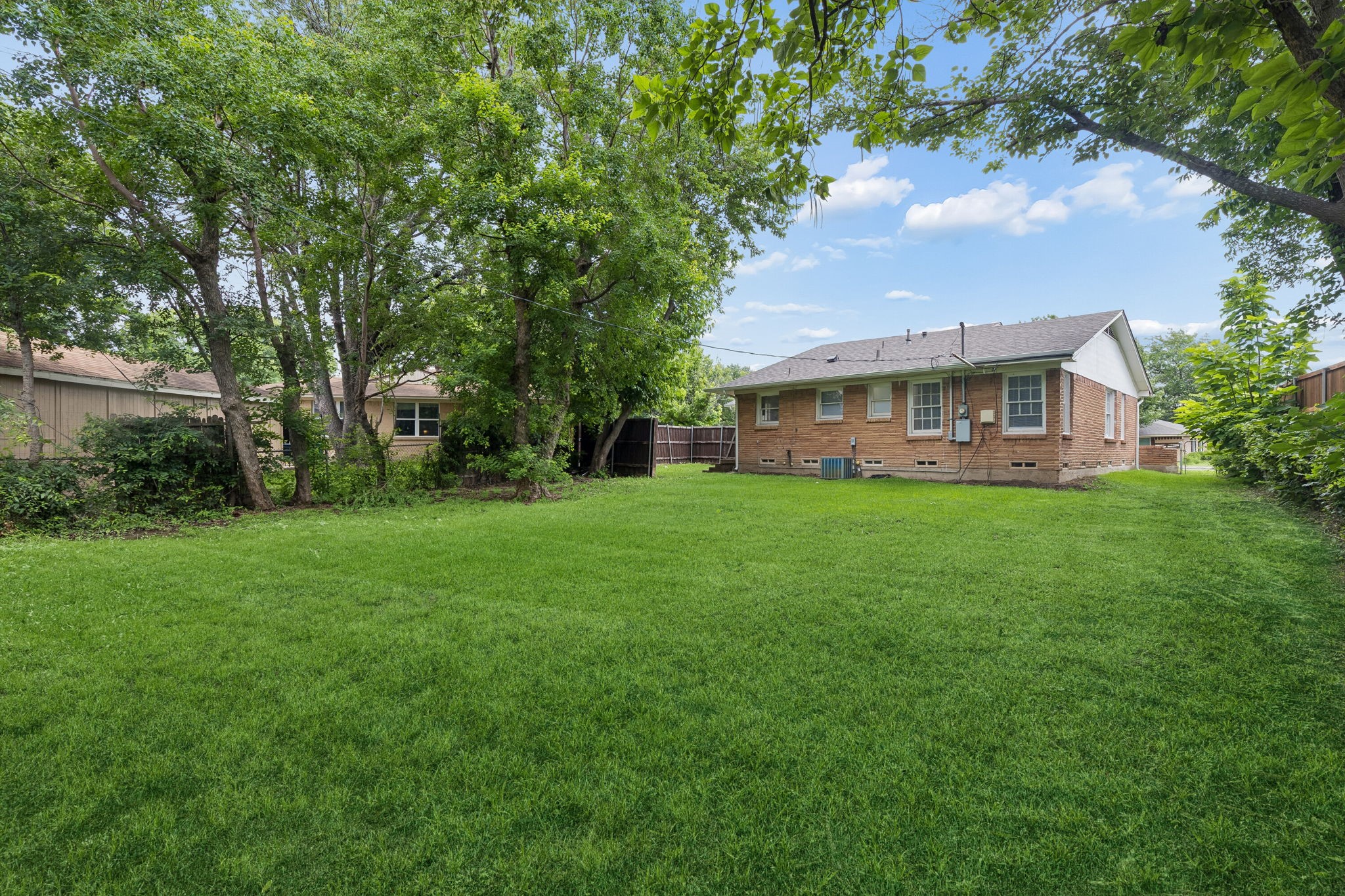 2513 Cumberland Drive Garland TX 75041