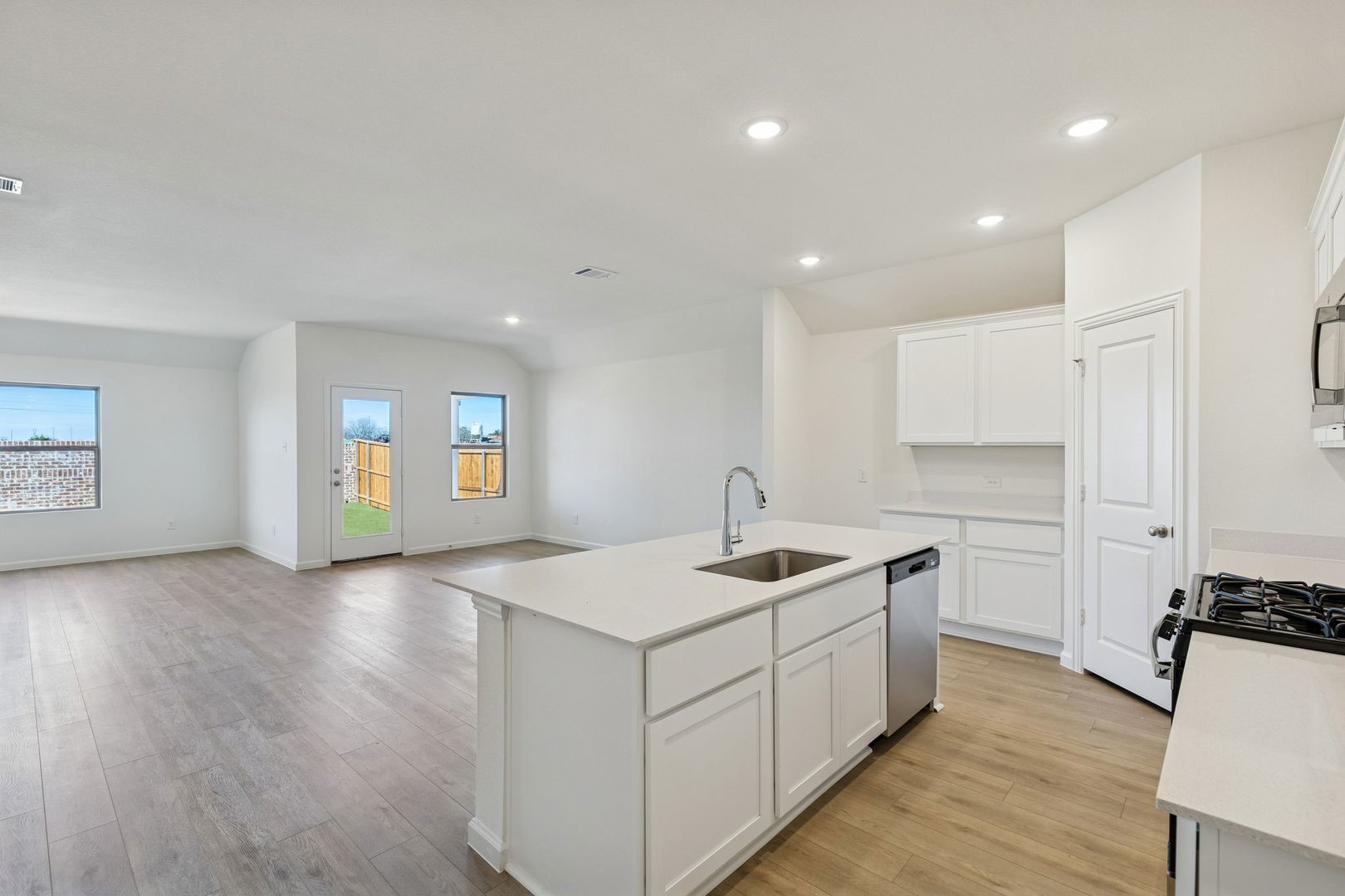 3927 Rose Hill Court Denison TX 75020