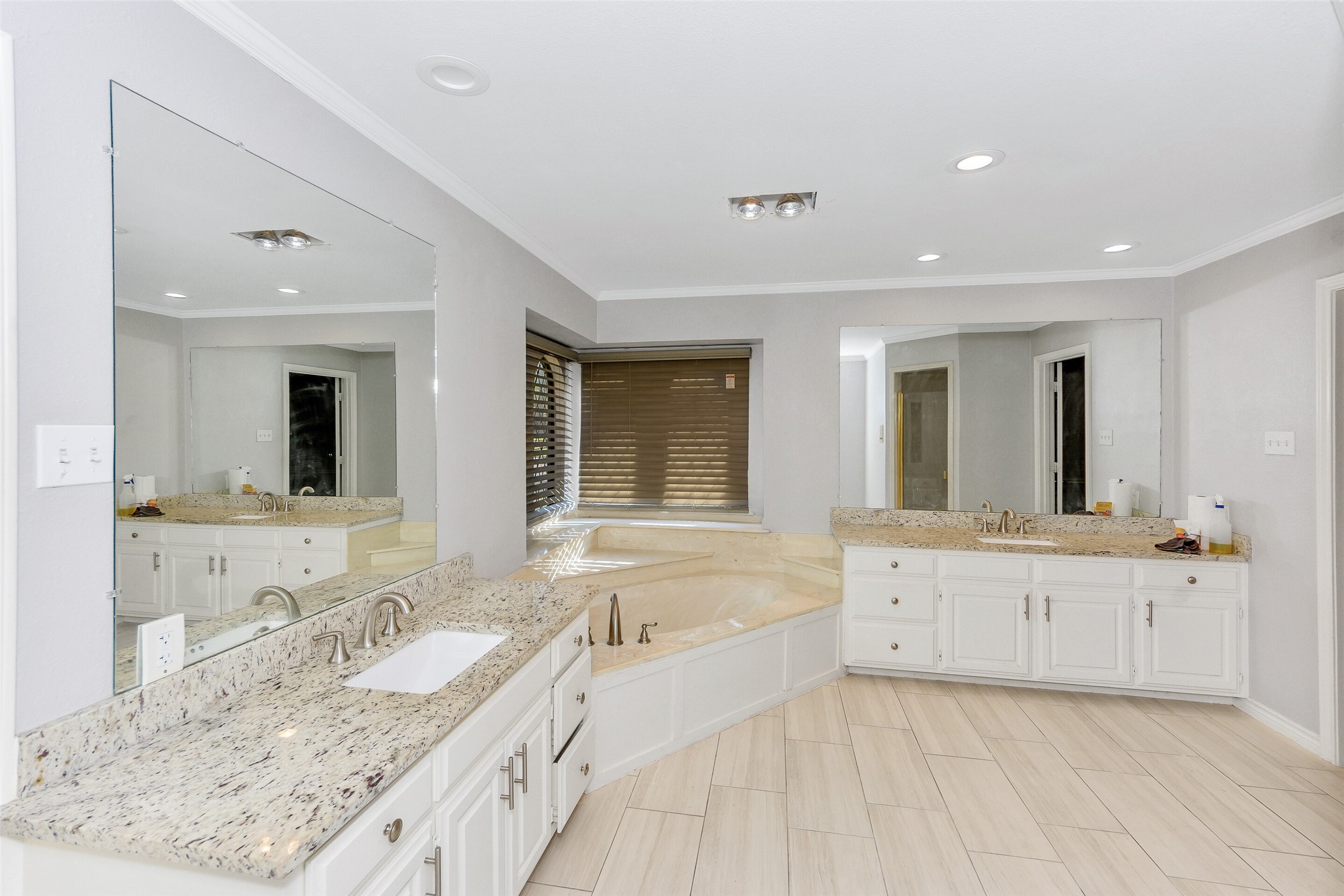 1011 Briar Hill Circle Duncanville TX 75137