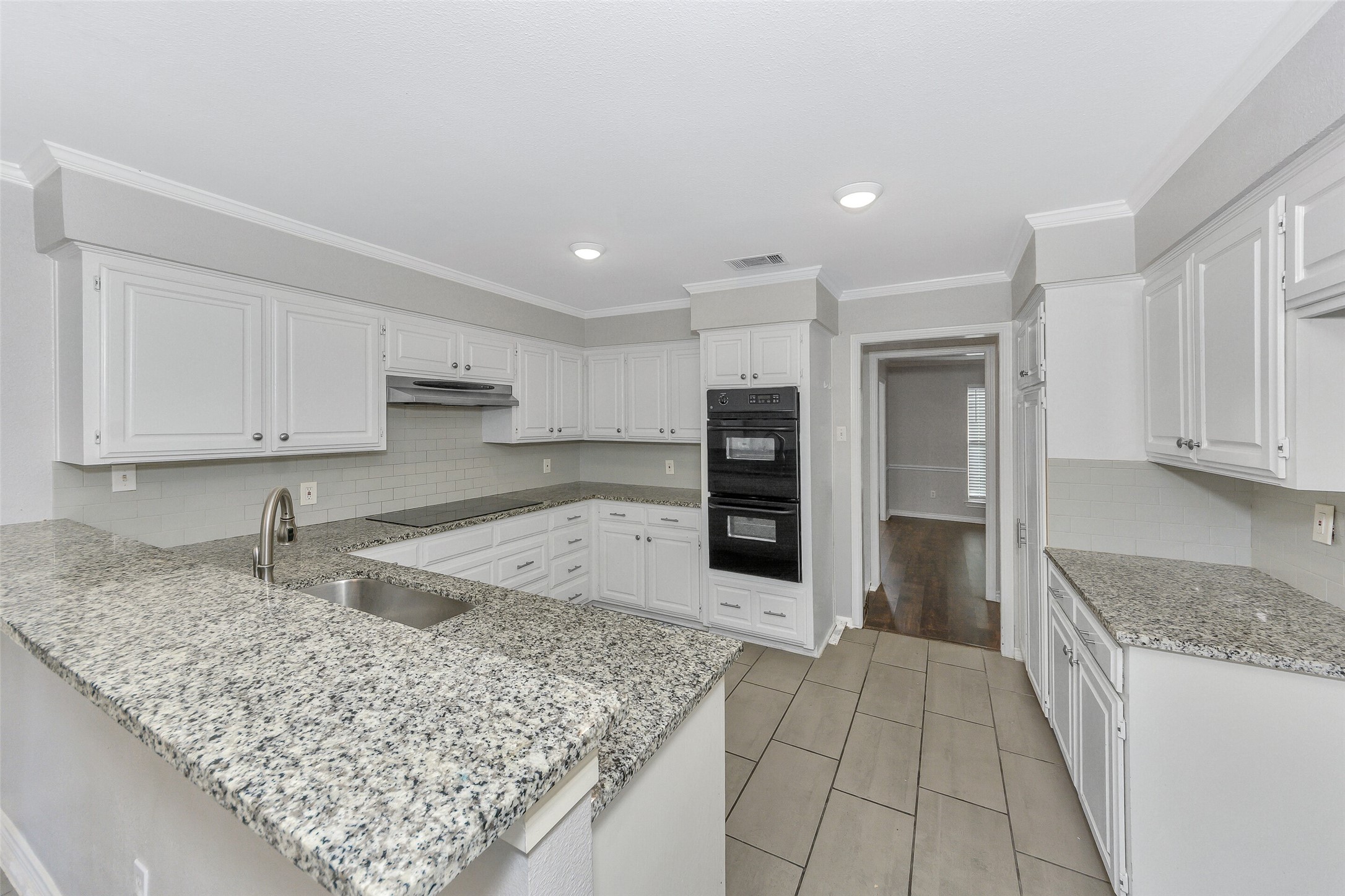 1011 Briar Hill Circle Duncanville TX 75137