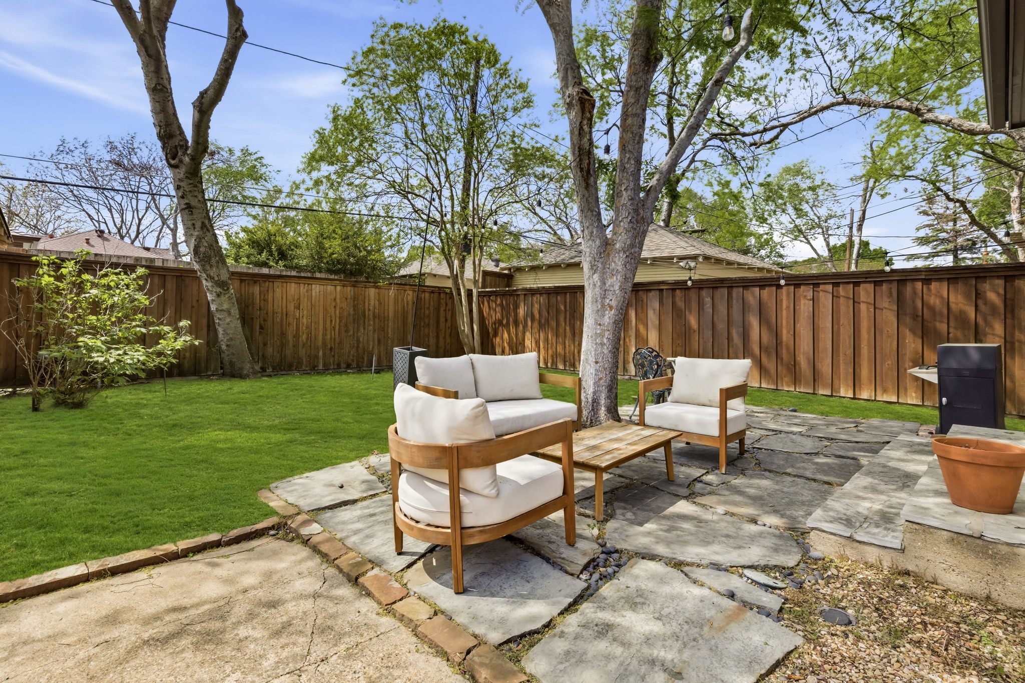 907 Monte Vista Drive Dallas TX 75223