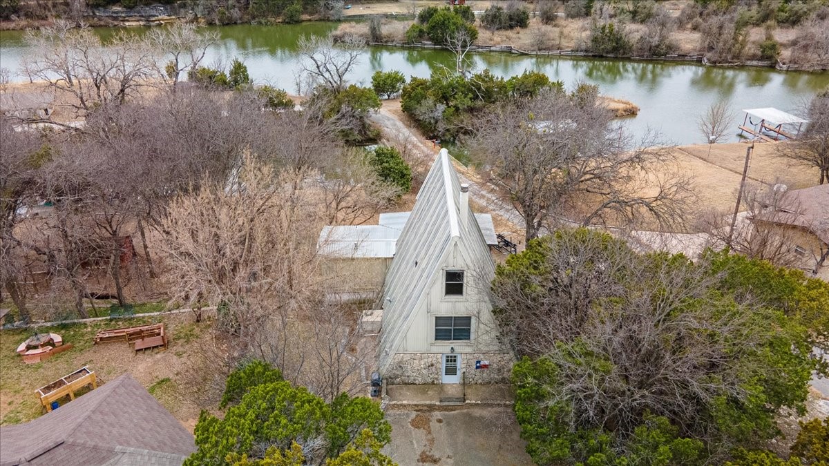 1013 Laguna Vista Court Granbury TX 76048