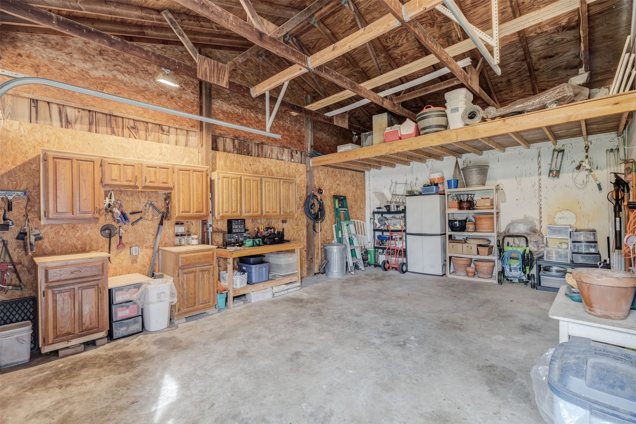 10715 County Road 2458 Poetry TX 75160