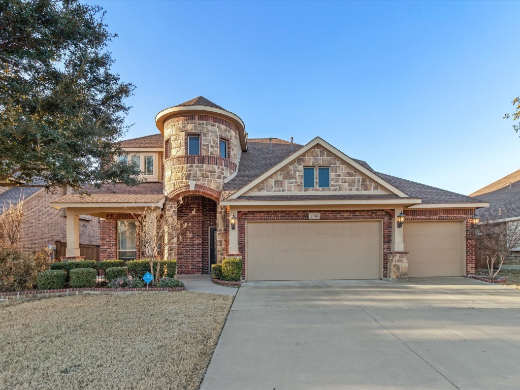 2756 Explorador Grand Prairie TX 75054