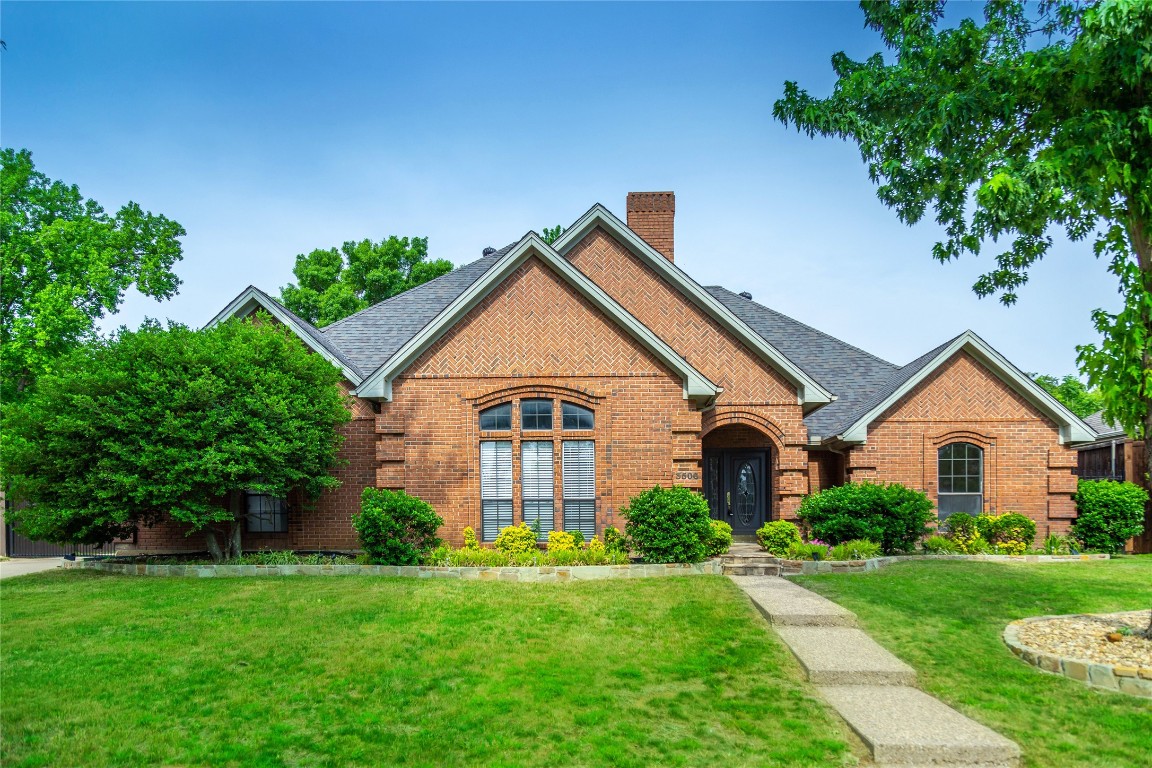 3506 Edgehill Street Grapevine TX 76051