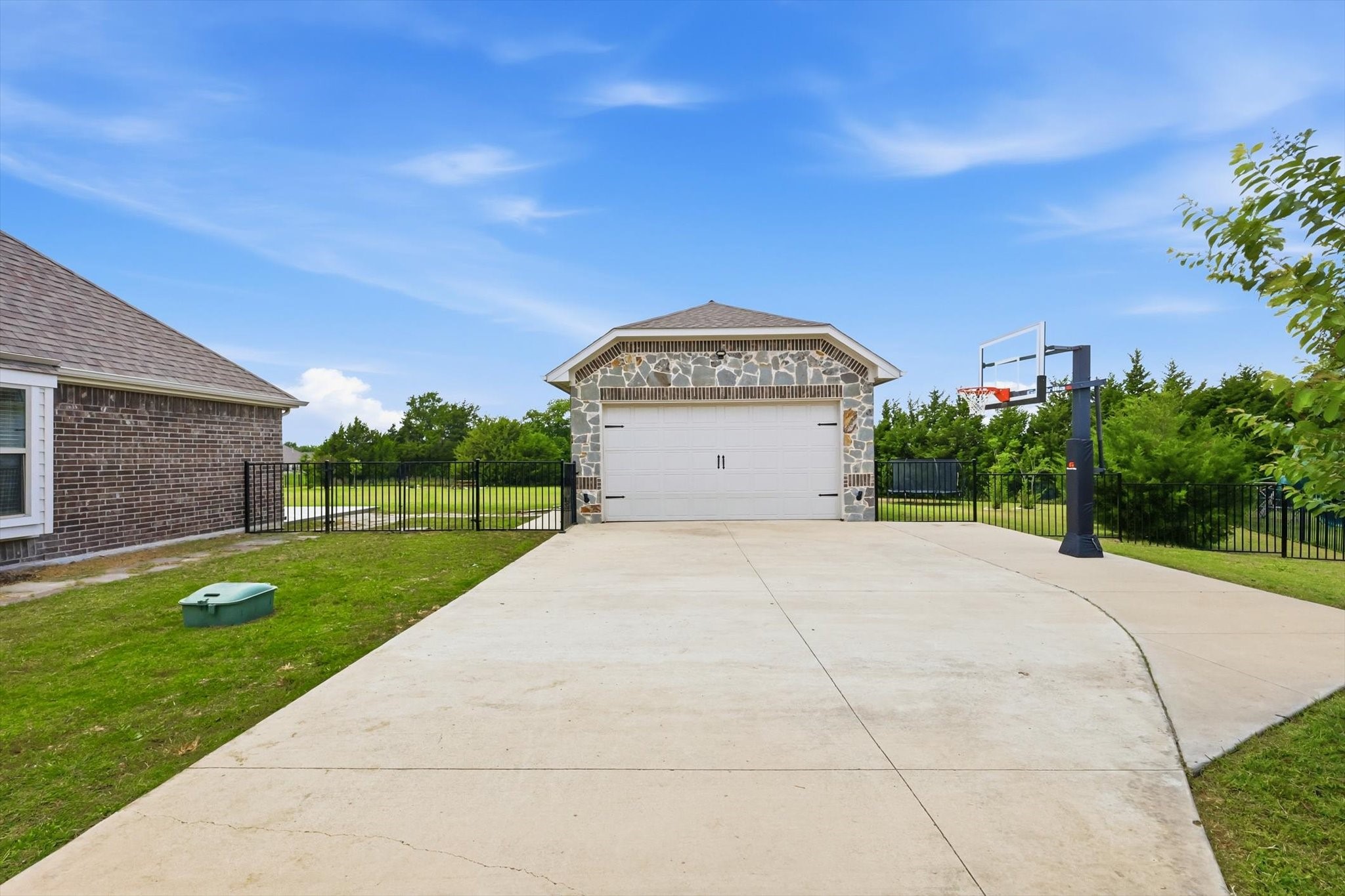 5201 Ruger Lane Mckinney TX 75071