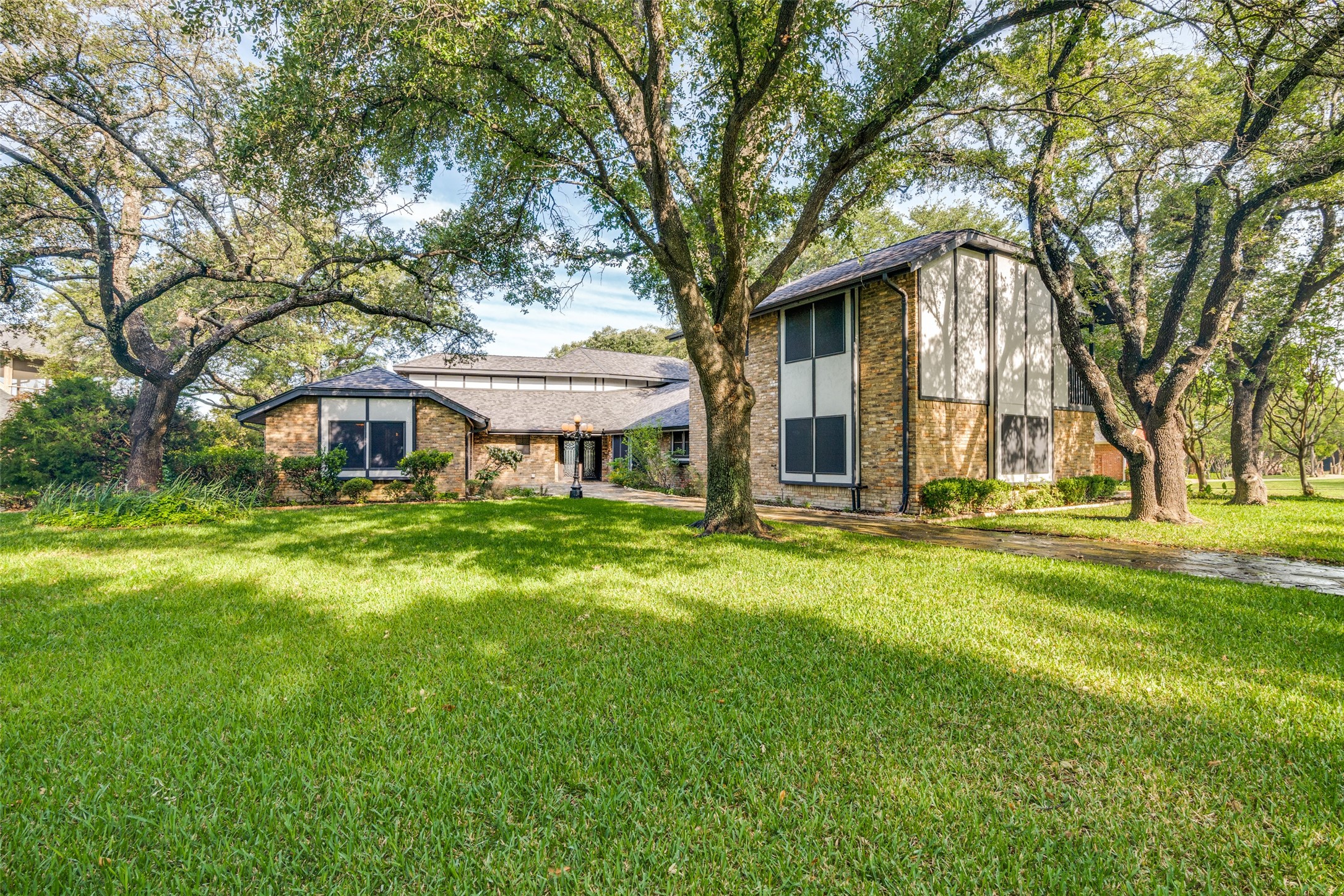 9 Stillwaters Drive Heath TX 75032
