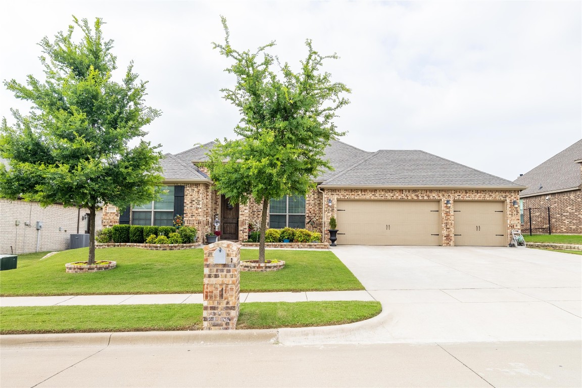 226 Canterbury Court Midlothian TX 76065