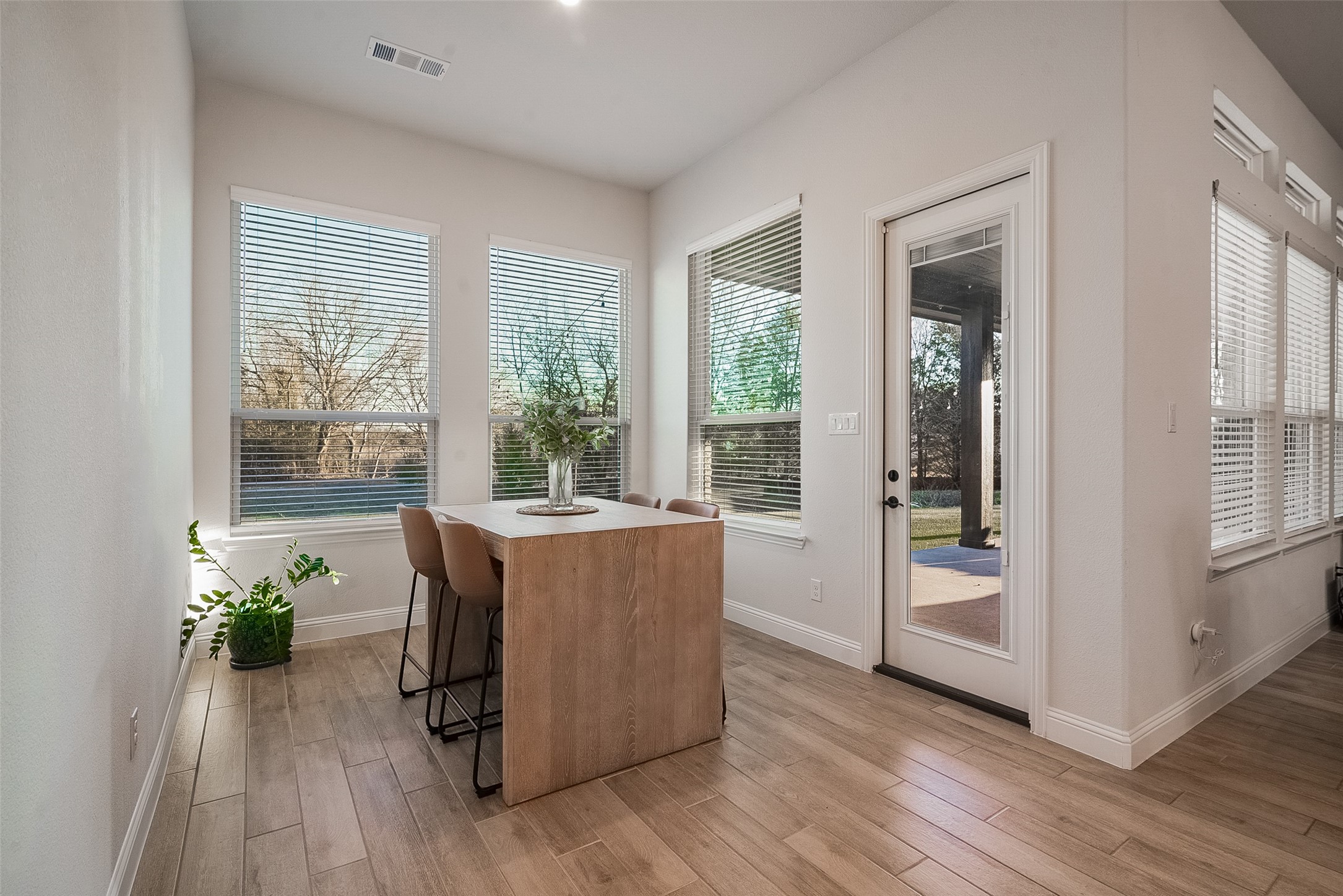 1843 Granite Way Van Alstyne TX 75495