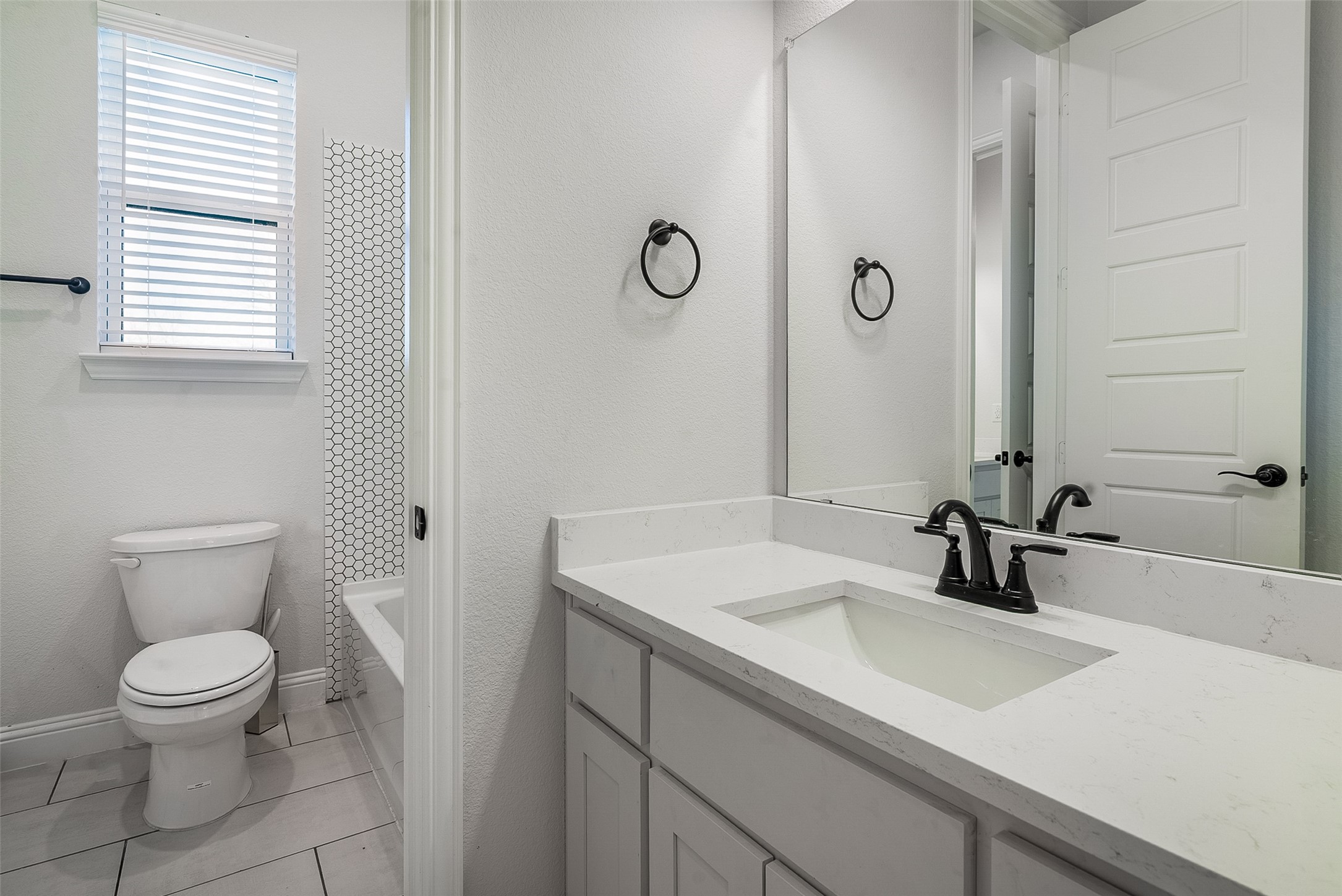 1843 Granite Way Van Alstyne TX 75495