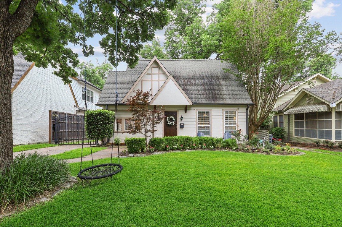 6250 Velasco Avenue Dallas TX 75214