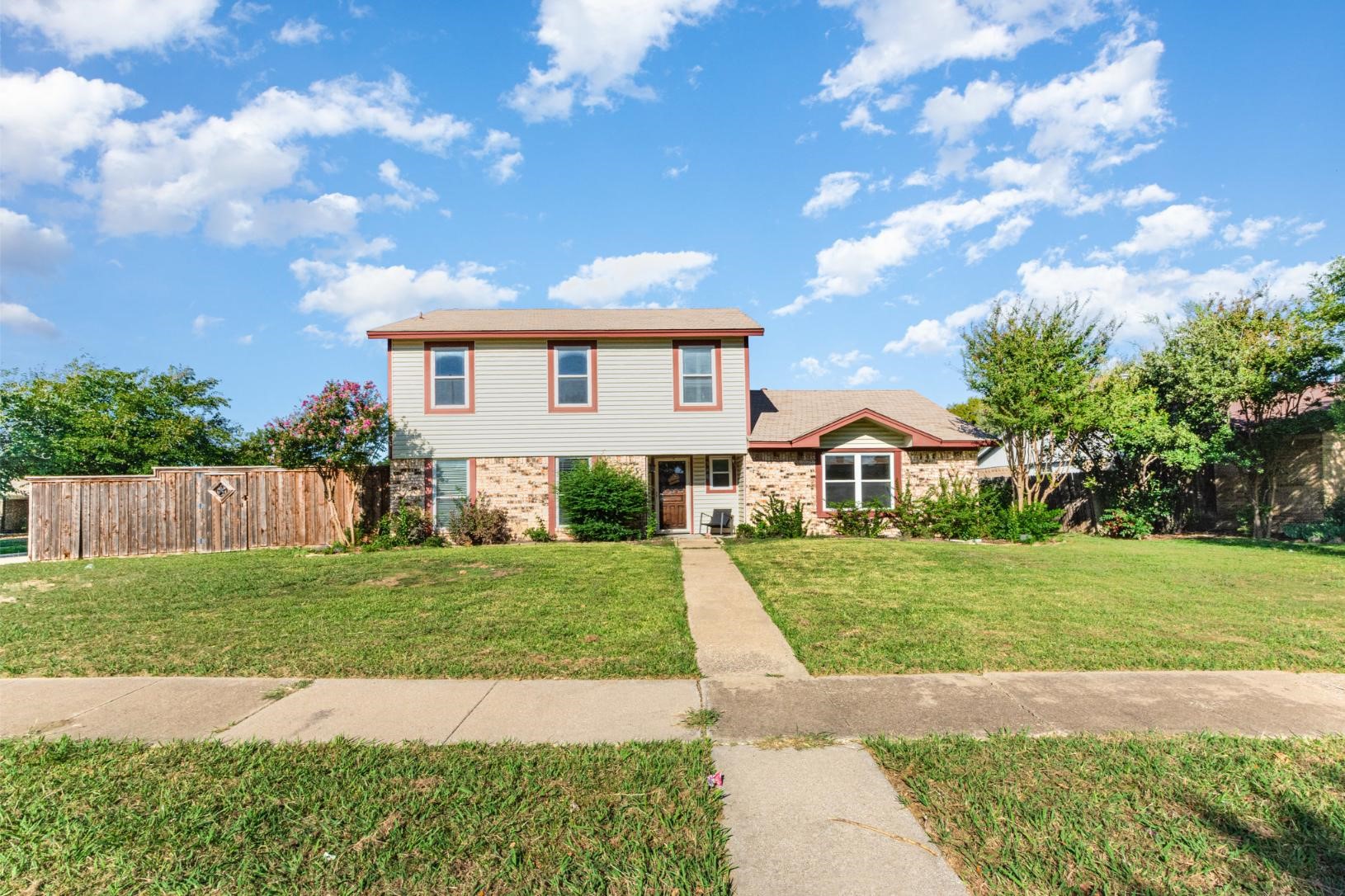 586 Abilene Drive Lewisville TX 75067