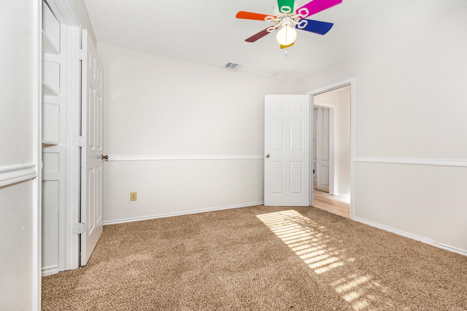 586 Abilene Drive Lewisville TX 75067